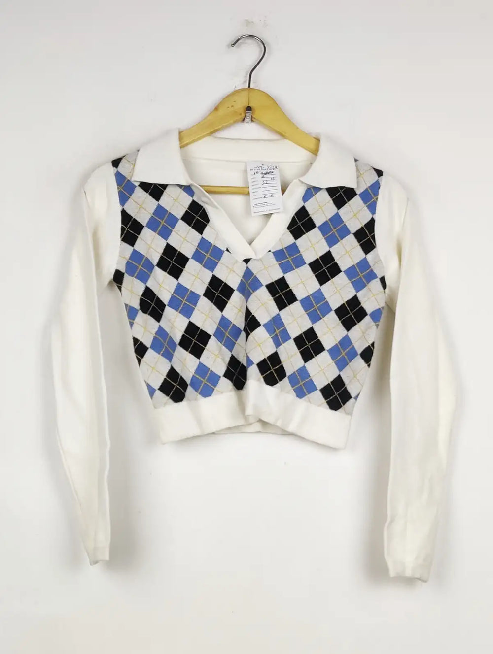 Buy online pre-used pre-loved 100% authentic & Original branded Unknown Brand (WCT-3528) available in Pakistan. Top international brands avilable.
