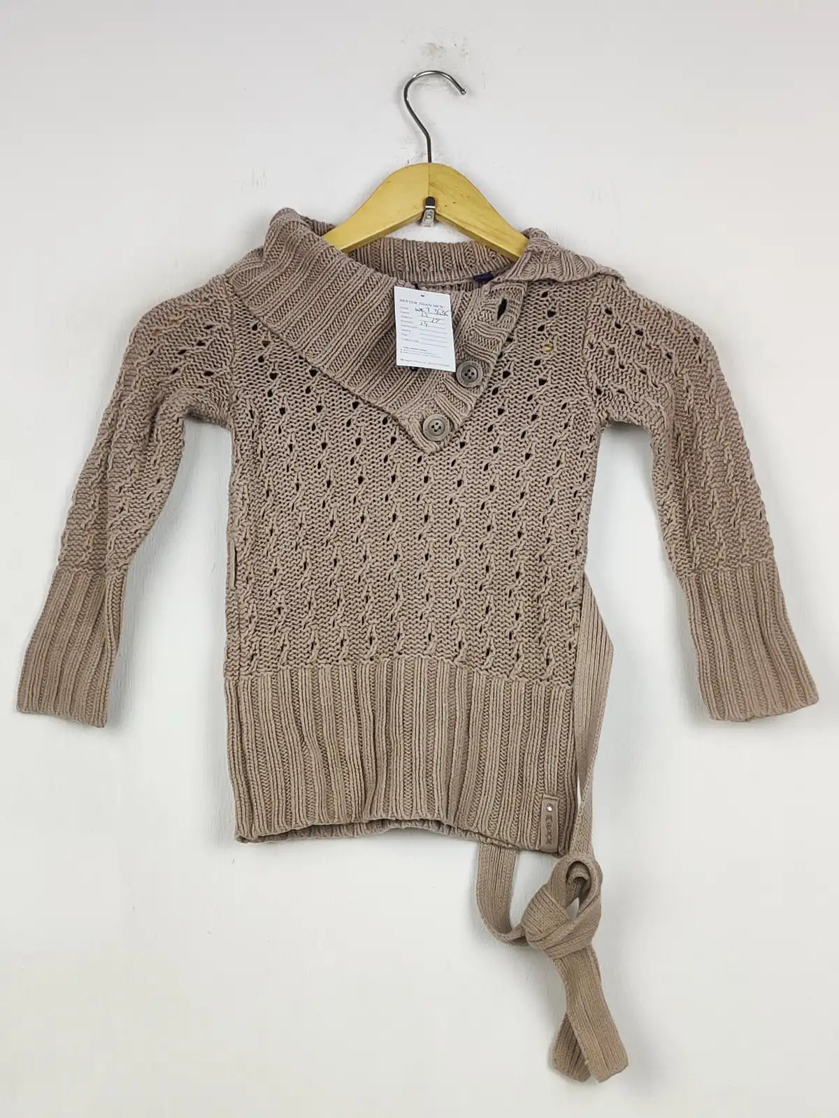 Buy online pre-used pre-loved 100% authentic & Original branded Max (WCT-3535) available in Pakistan. Top international brands avilable.