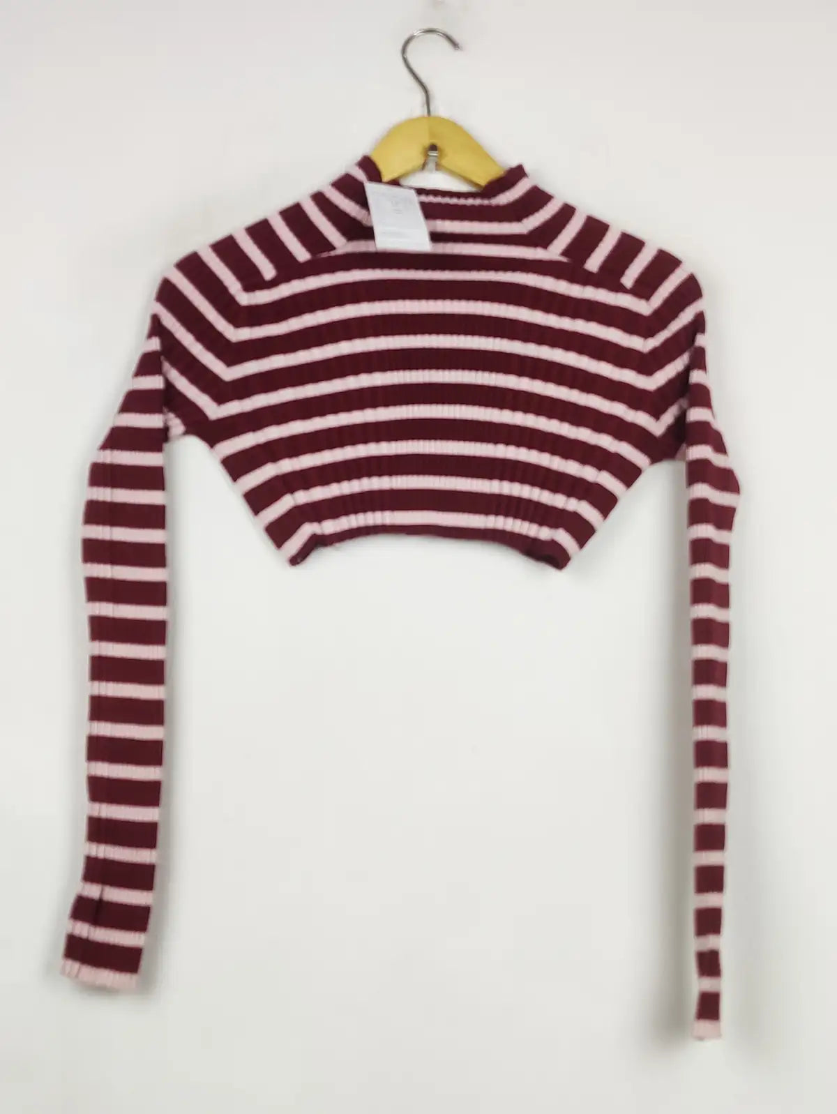 Buy online pre-used pre-loved 100% authentic & Original branded Unknown Brand (WCT-3540) available in Pakistan. Top international brands avilable.