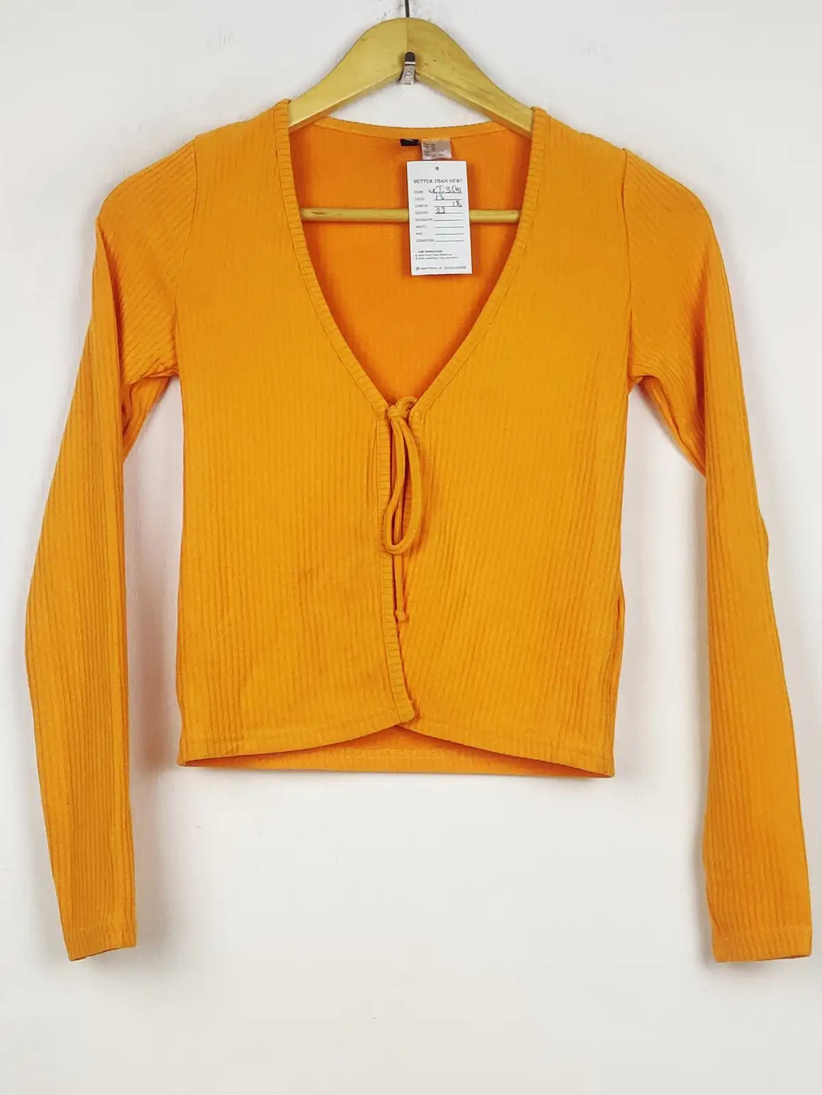 Buy online pre-used pre-loved 100% authentic & Original branded H&M (WCT-3541) available in Pakistan. Top international brands avilable.