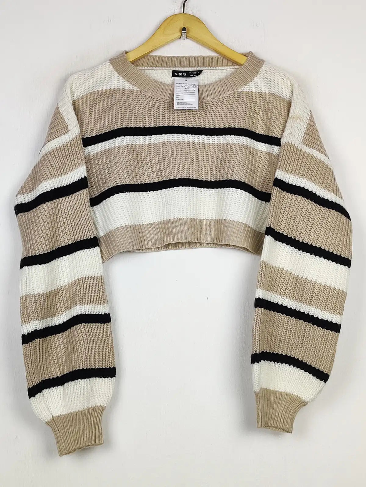 Buy online pre-used pre-loved 100% authentic & Original branded Shein (WCT-3575) available in Pakistan. Top international brands avilable.