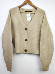 Buy online pre-used pre-loved 100% authentic & Original branded Vero Moda (WCT-357) available in Pakistan. Top international brands avilable.