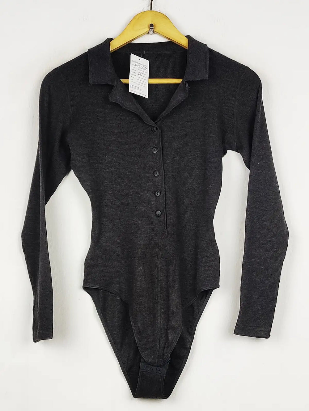 Buy online pre-used pre-loved 100% authentic & Original branded Marks & Spencer (WCT-3583) available in Pakistan. Top international brands avilable.