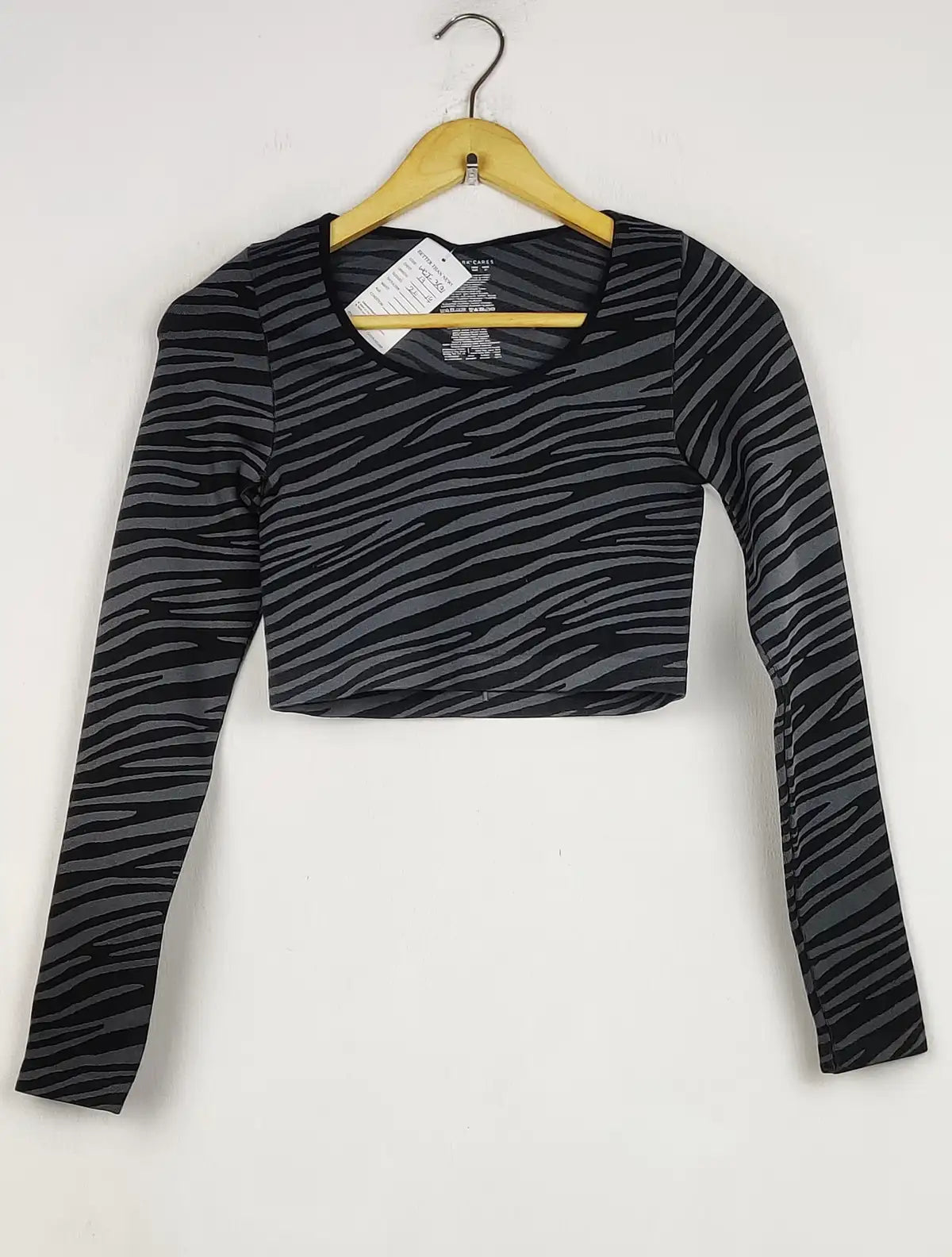 Buy online pre-used pre-loved 100% authentic & Original branded Primark (WCT-3591) available in Pakistan. Top international brands avilable.