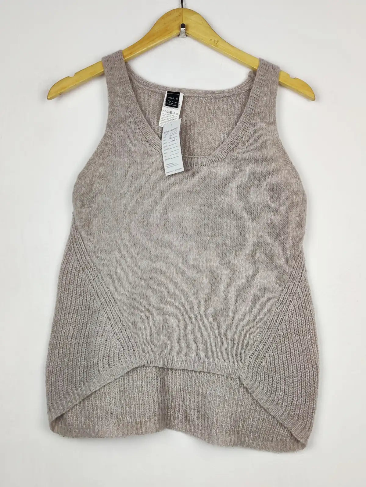 Buy online pre-used pre-loved 100% authentic & Original branded Shein (WCT-3835) available in Pakistan. Top international brands avilable.