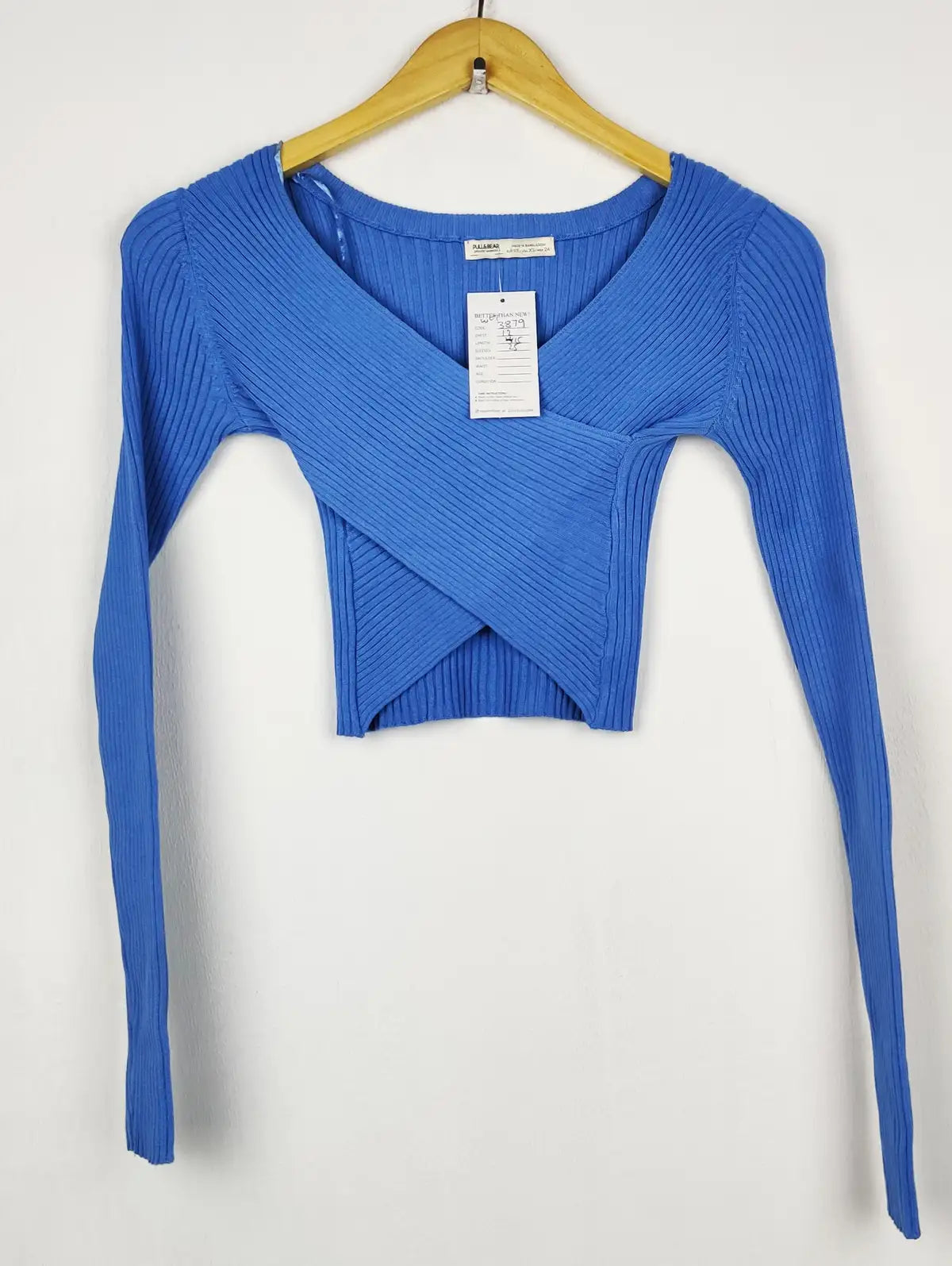 Buy online pre-used pre-loved 100% authentic & Original branded Pull & Bears (WCT-3879) available in Pakistan. Top international brands avilable.
