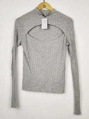 Buy online pre-used pre-loved 100% authentic & Original branded H&M (WCT-3896) available in Pakistan. Top international brands avilable.