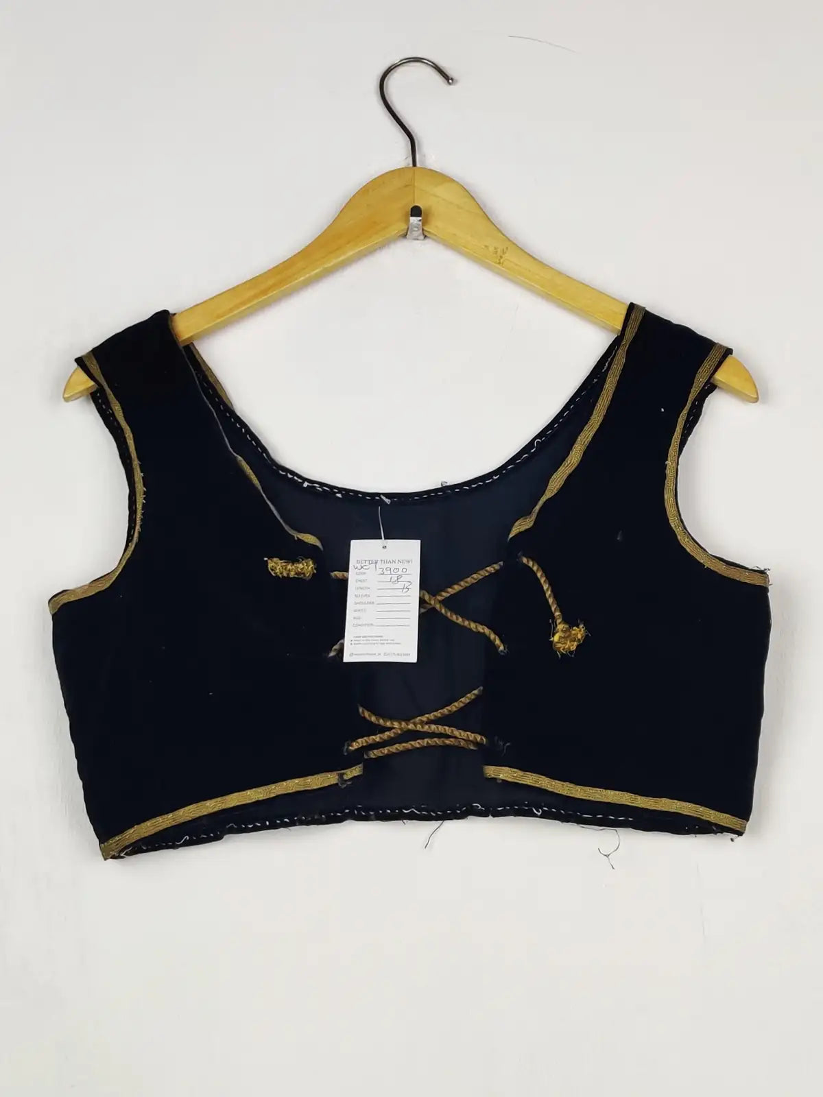 Buy online pre-used pre-loved 100% authentic & Original branded Unknown Brand (WCT-3900) available in Pakistan. Top international brands avilable.