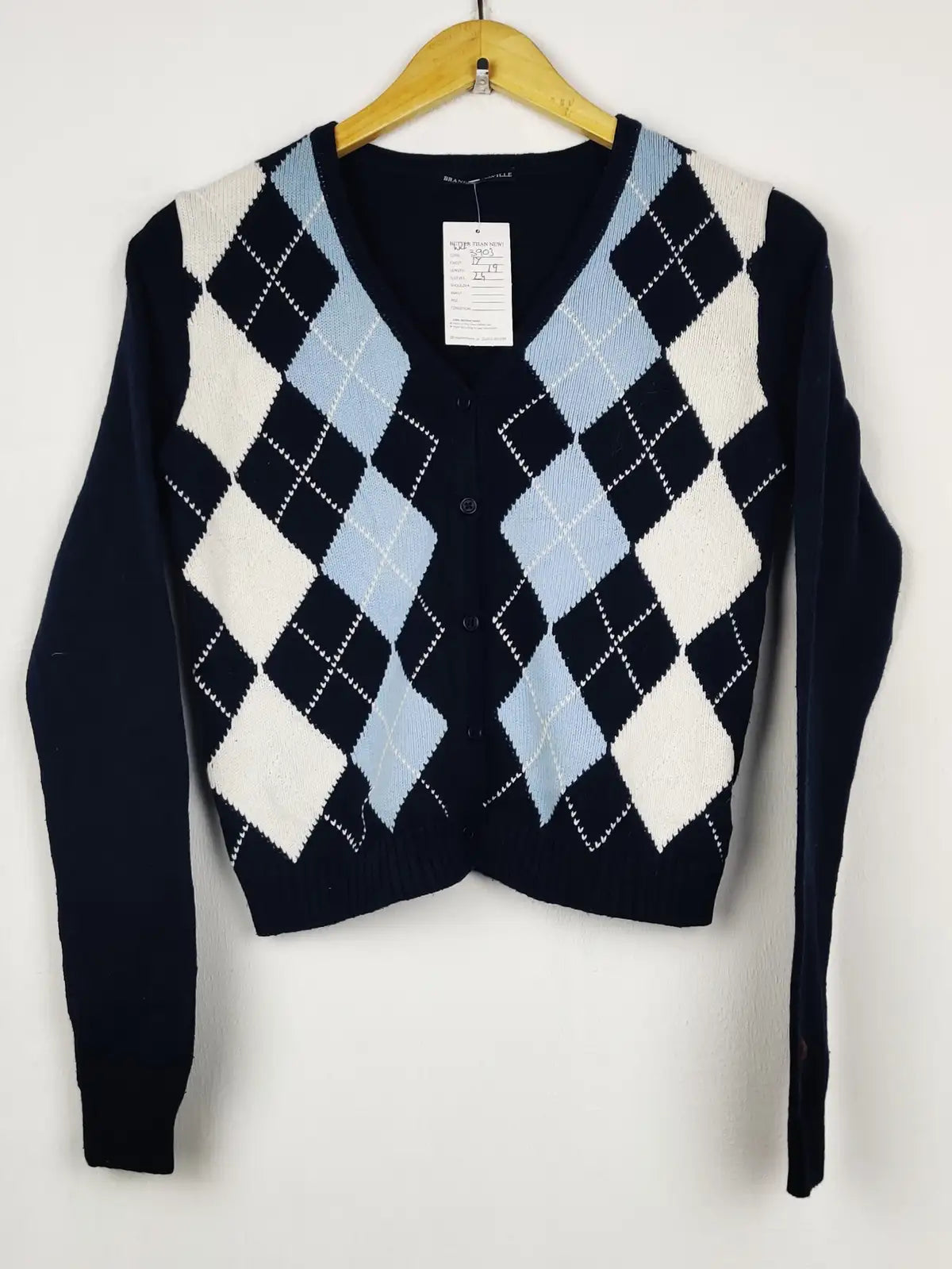 Buy online pre-used pre-loved 100% authentic & Original branded Brandy Melville (WCT-3903) available in Pakistan. Top international brands avilable.