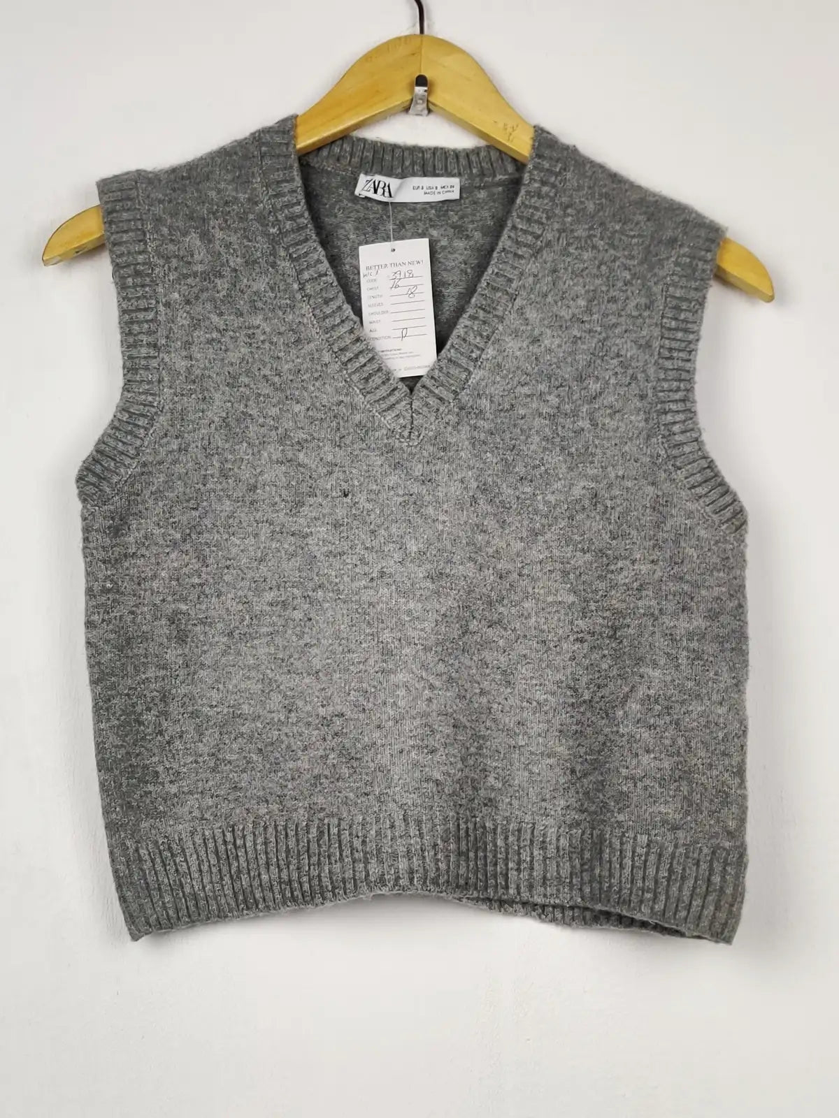 Buy online pre-used pre-loved 100% authentic & Original branded Zara (WCT-3918) available in Pakistan. Top international brands avilable.