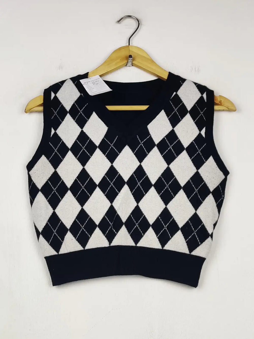Buy online pre-used pre-loved 100% authentic & Original branded Shein (WCT-3964) available in Pakistan. Top international brands avilable.