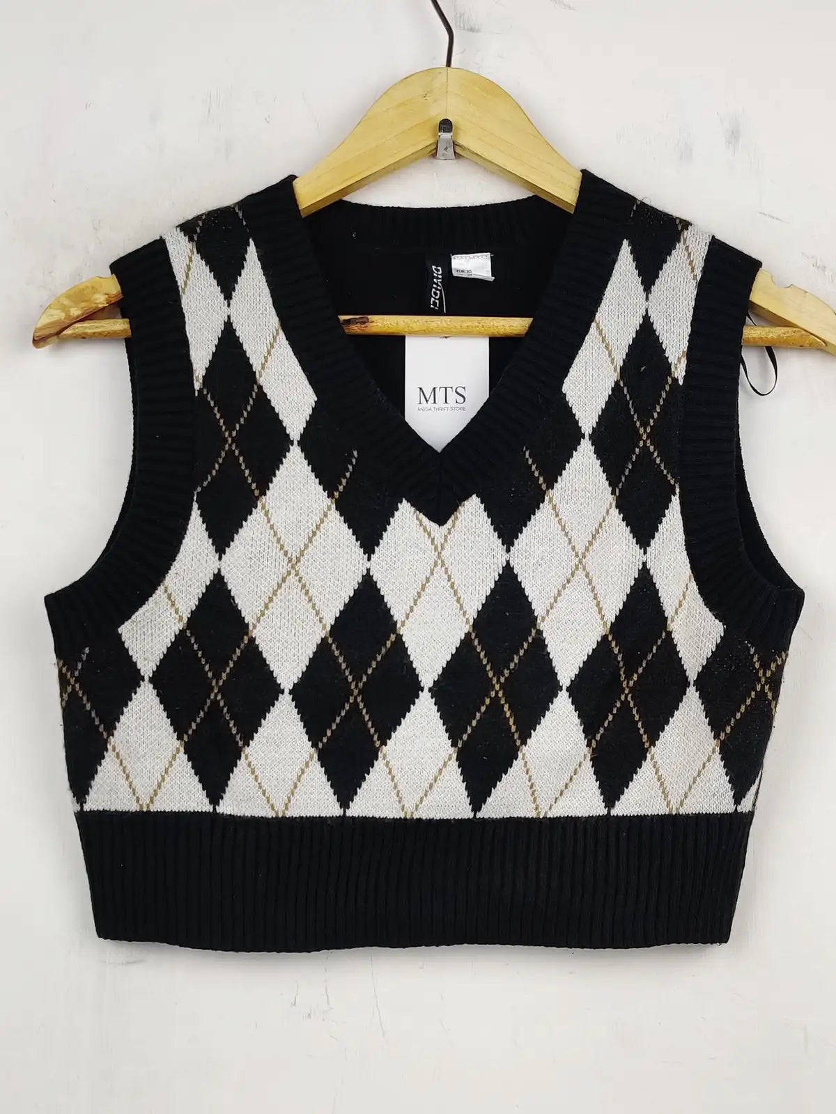 H&M (WCT-526)
