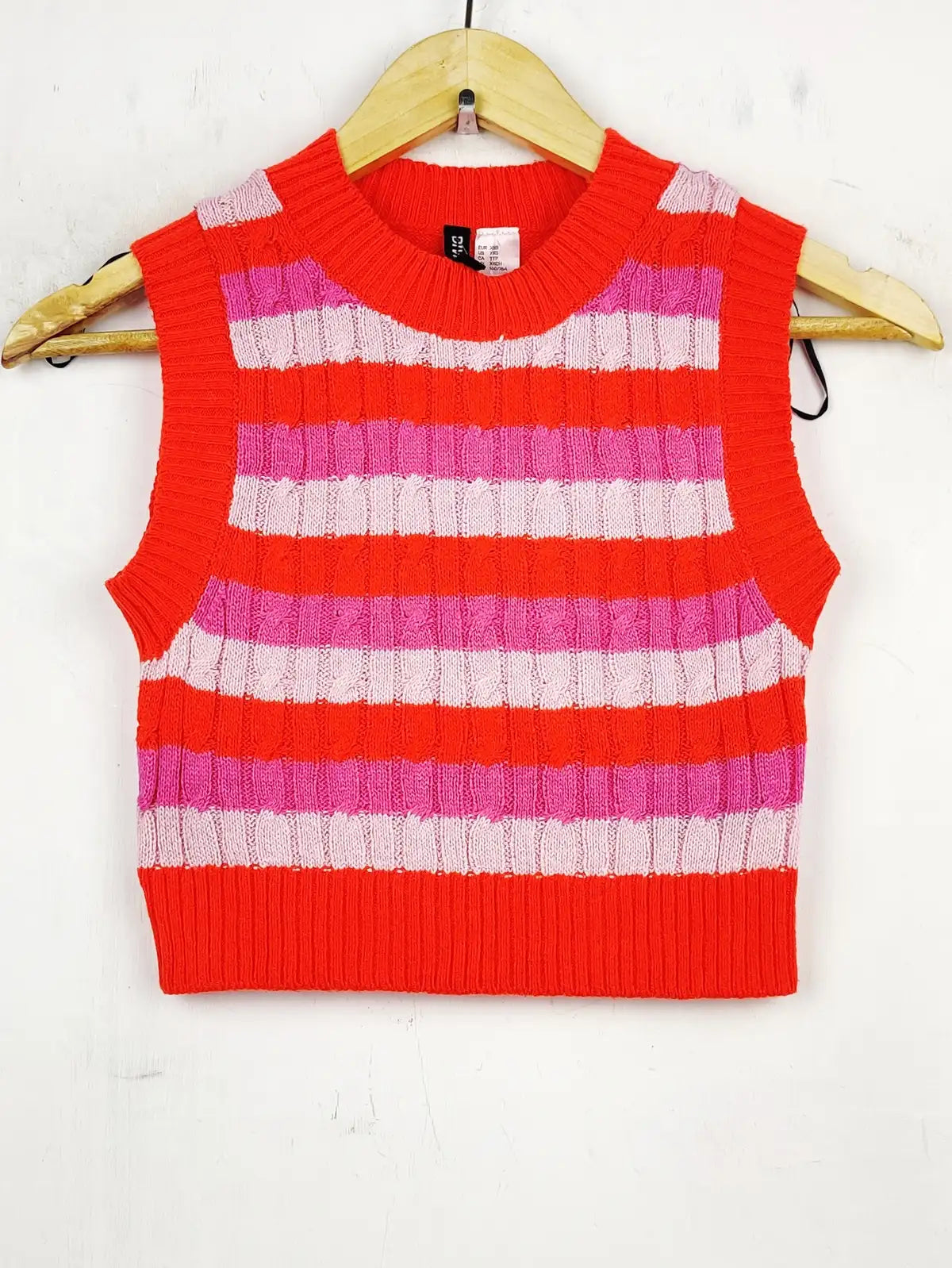 H&M (WCT-546)