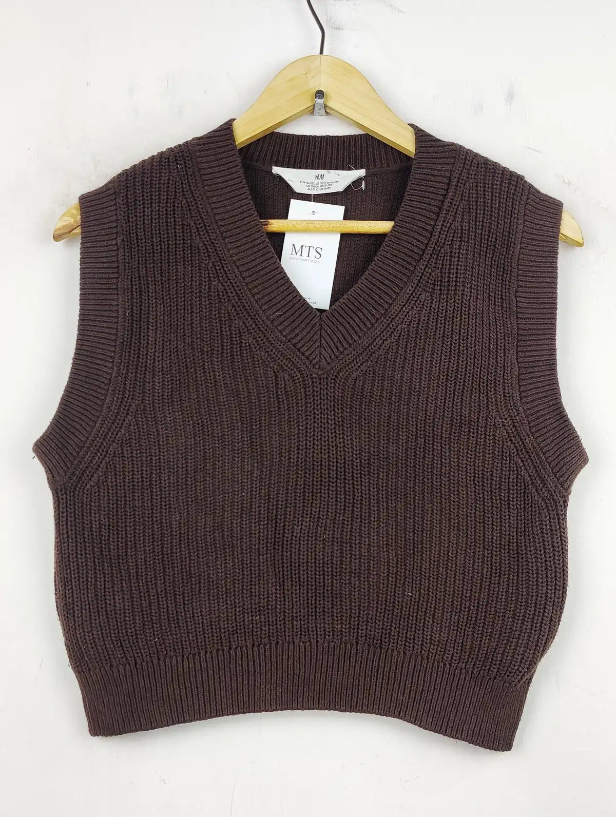 Buy online pre-used pre-loved 100% authentic & Original branded H&M (WCT-625) available in Pakistan. Top international brands avilable.
