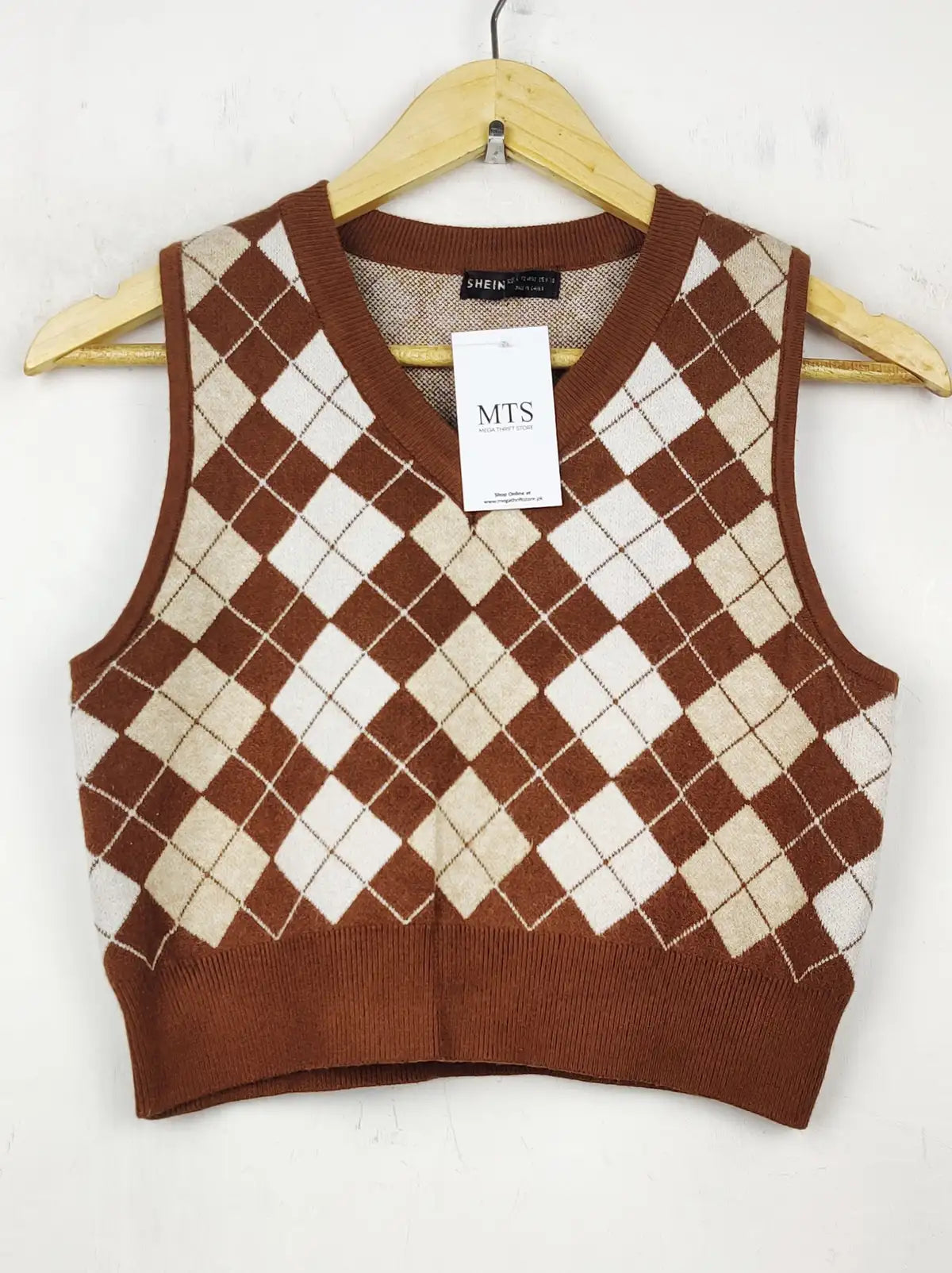 Buy online pre-used pre-loved 100% authentic & Original branded Shein (WCT-640) available in Pakistan. Top international brands avilable.