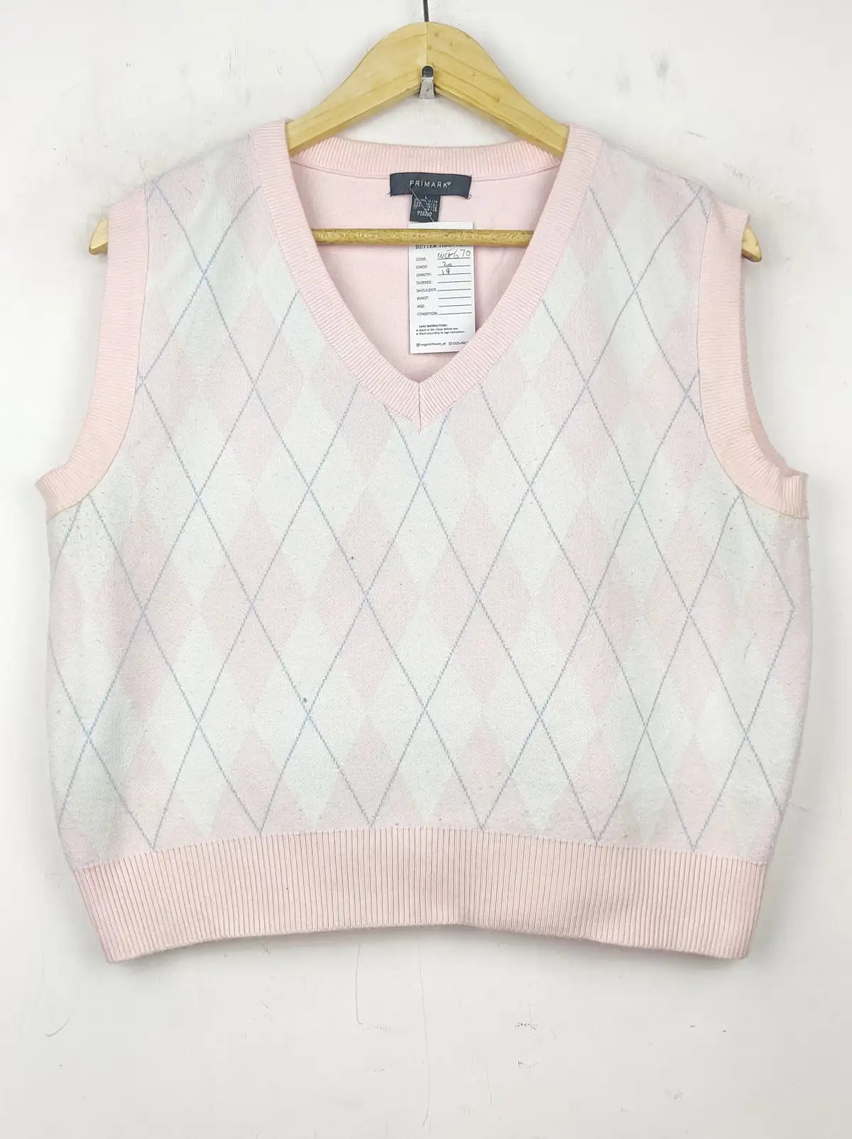Buy online pre-used pre-loved 100% authentic & Original branded Primark (WCT-670) available in Pakistan. Top international brands avilable.