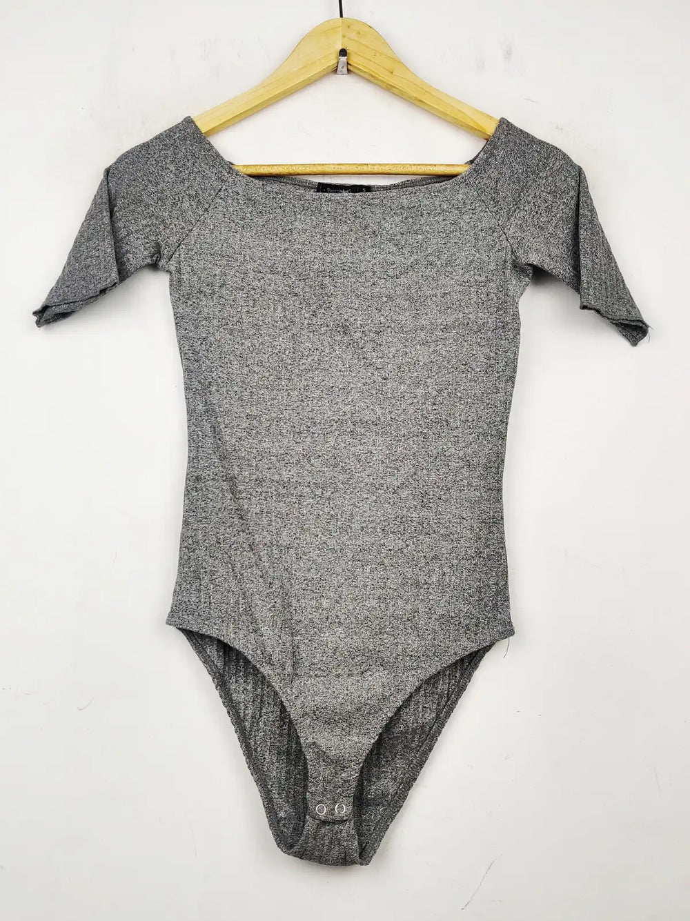 Buy online pre-used pre-loved 100% authentic & Original branded Bershka (WCT-681) available in Pakistan. Top international brands avilable.