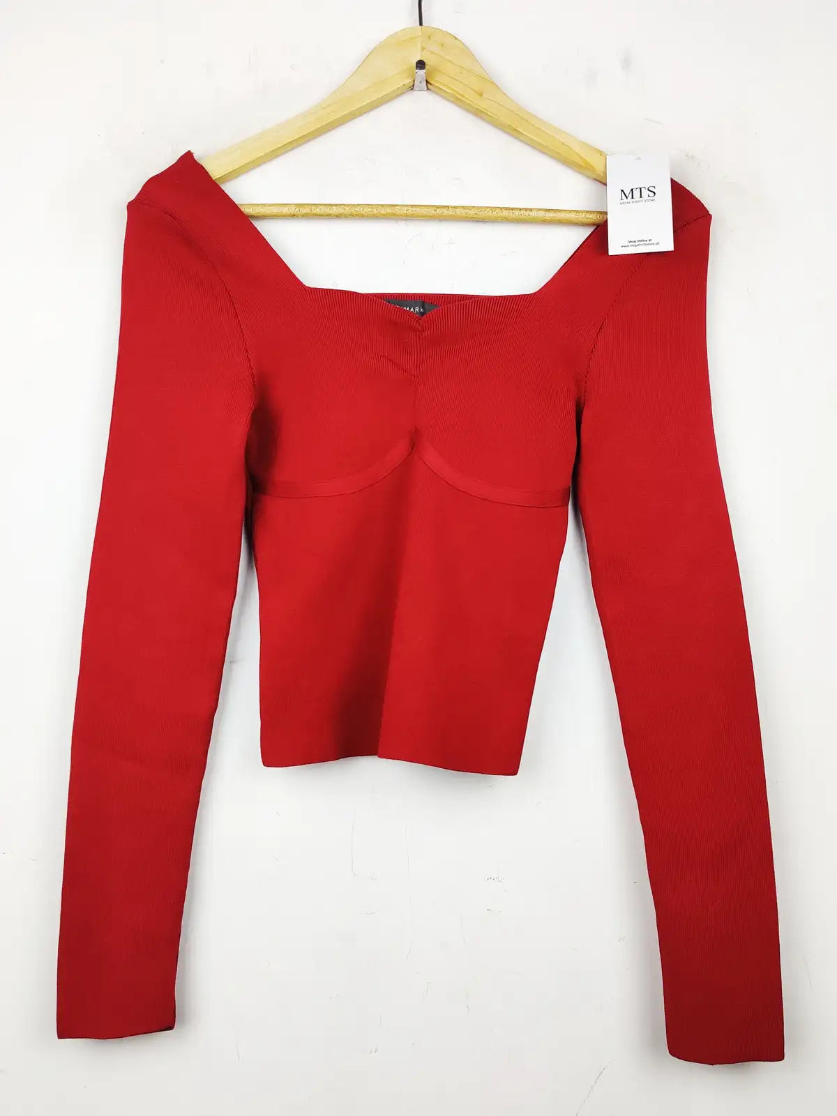 Buy online pre-used pre-loved 100% authentic & Original branded Primark (WCT-689) available in Pakistan. Top international brands avilable.