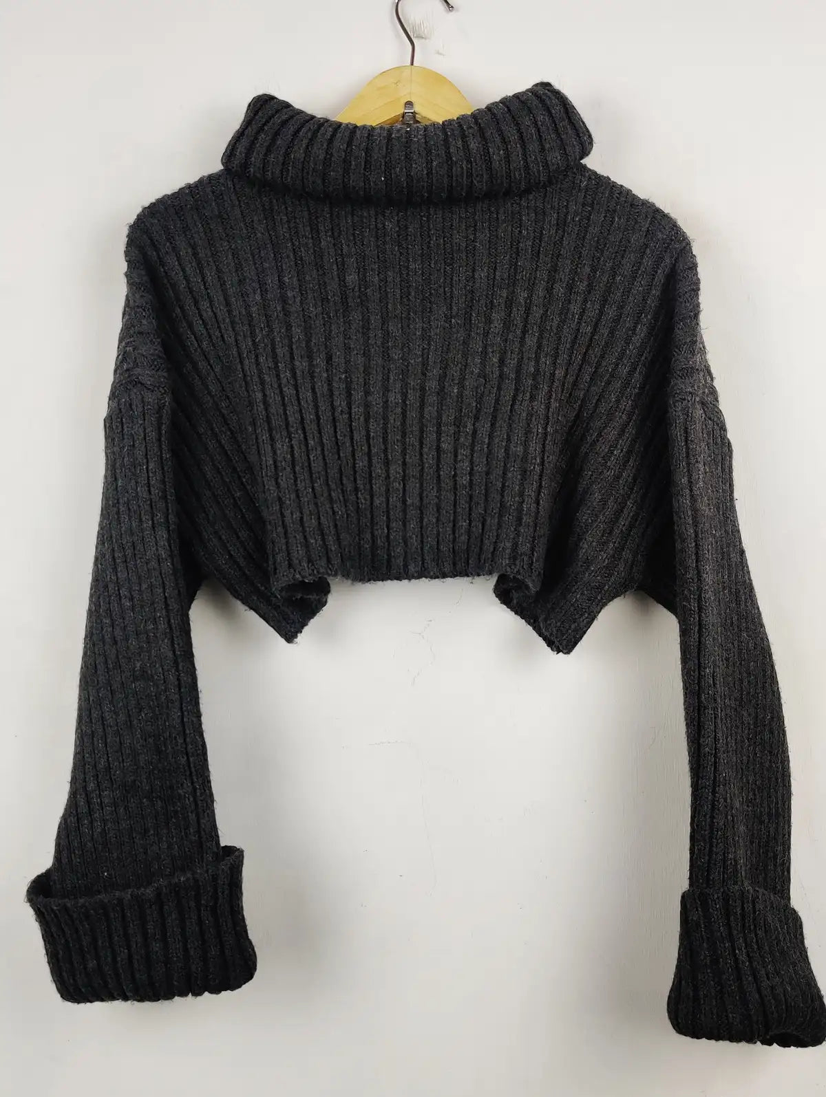 Buy online pre-used pre-loved 100% authentic & Original branded Zara (WCT-764) available in Pakistan. Top international brands avilable.