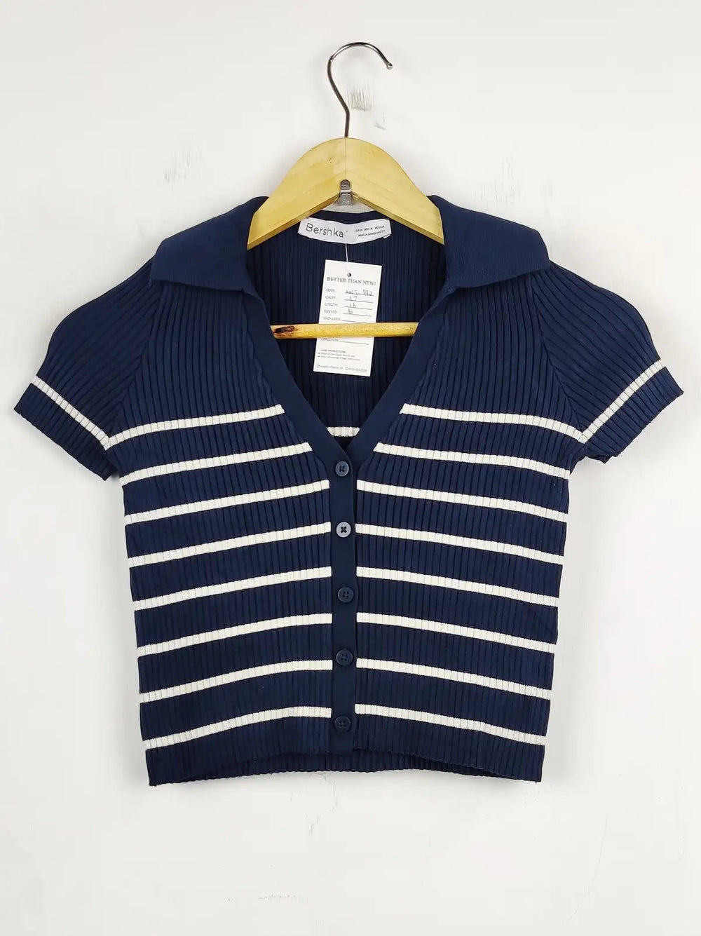 Buy online pre-used pre-loved 100% authentic & Original branded Bershka (WCT-772) available in Pakistan. Top international brands avilable.