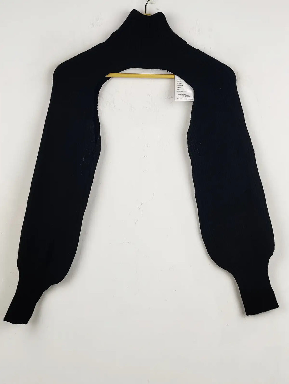 Buy online pre-used pre-loved 100% authentic & Original branded Zara (WCT-819) available in Pakistan. Top international brands avilable.