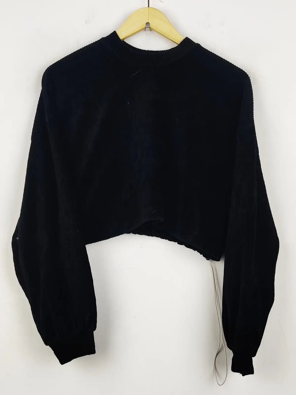 Buy online pre-used pre-loved 100% authentic & Original branded Bershka (WCT-855) available in Pakistan. Top international brands avilable.