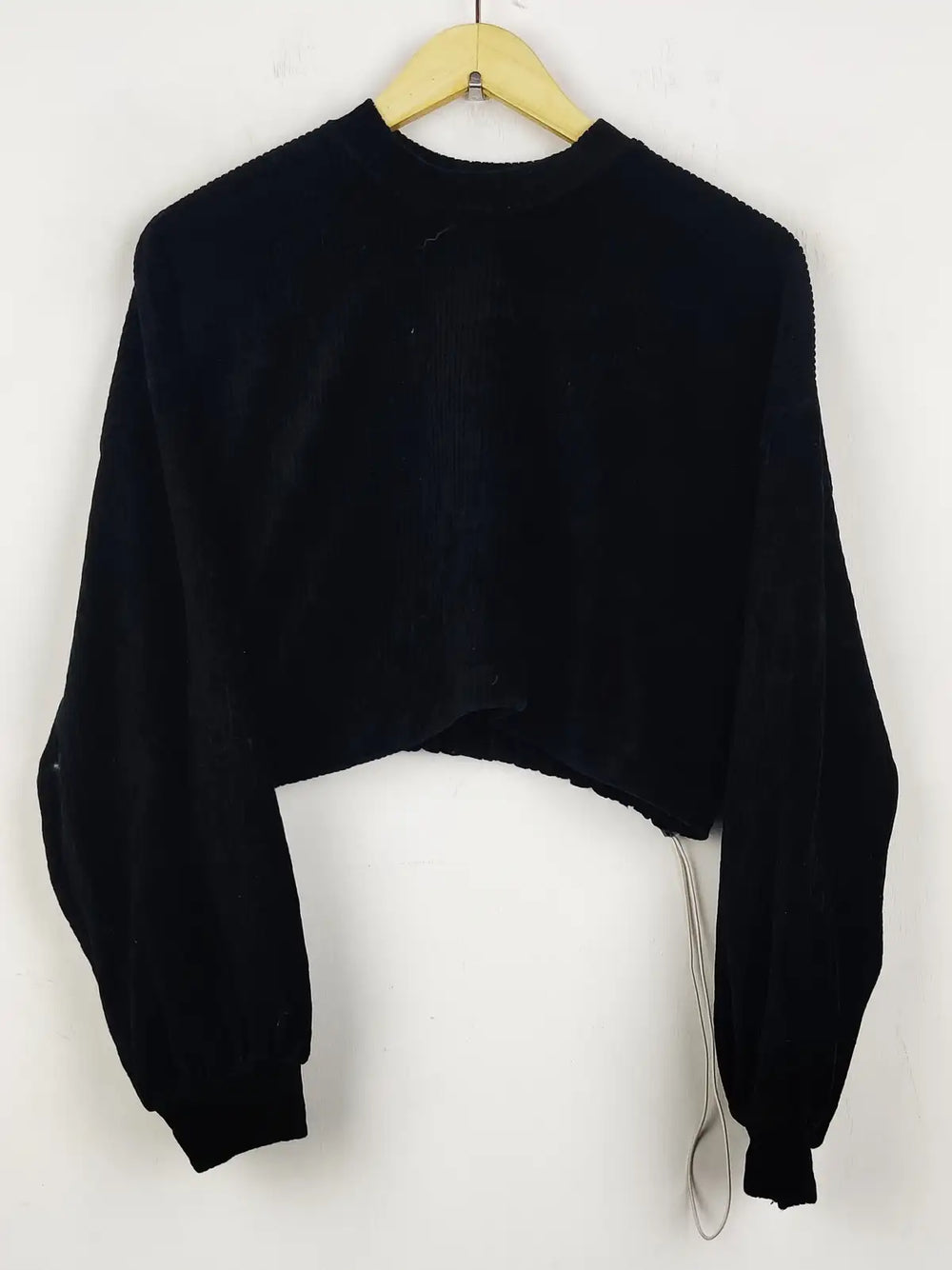 Buy online pre-used pre-loved 100% authentic & Original branded Bershka (WCT-855) available in Pakistan. Top international brands avilable.