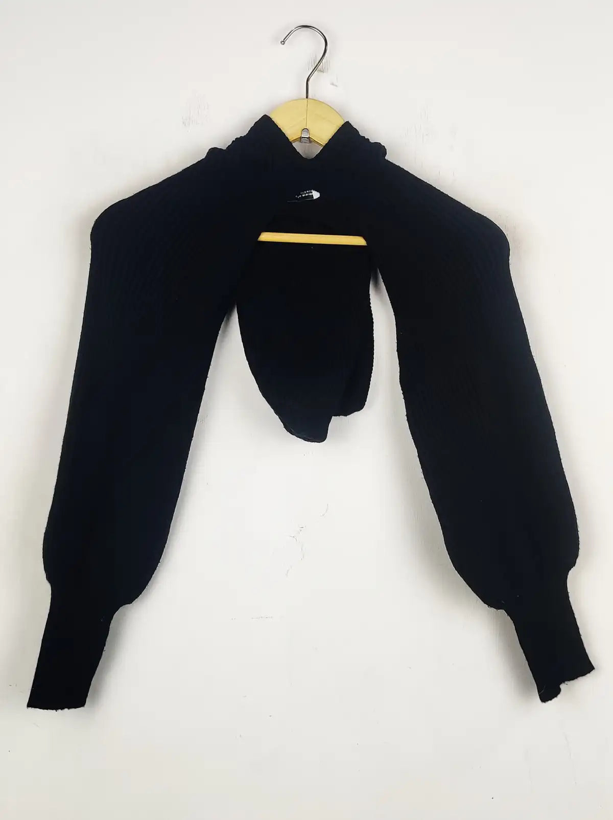 Buy online pre-used pre-loved 100% authentic & Original branded Zara (WCT-881) available in Pakistan. Top international brands avilable.