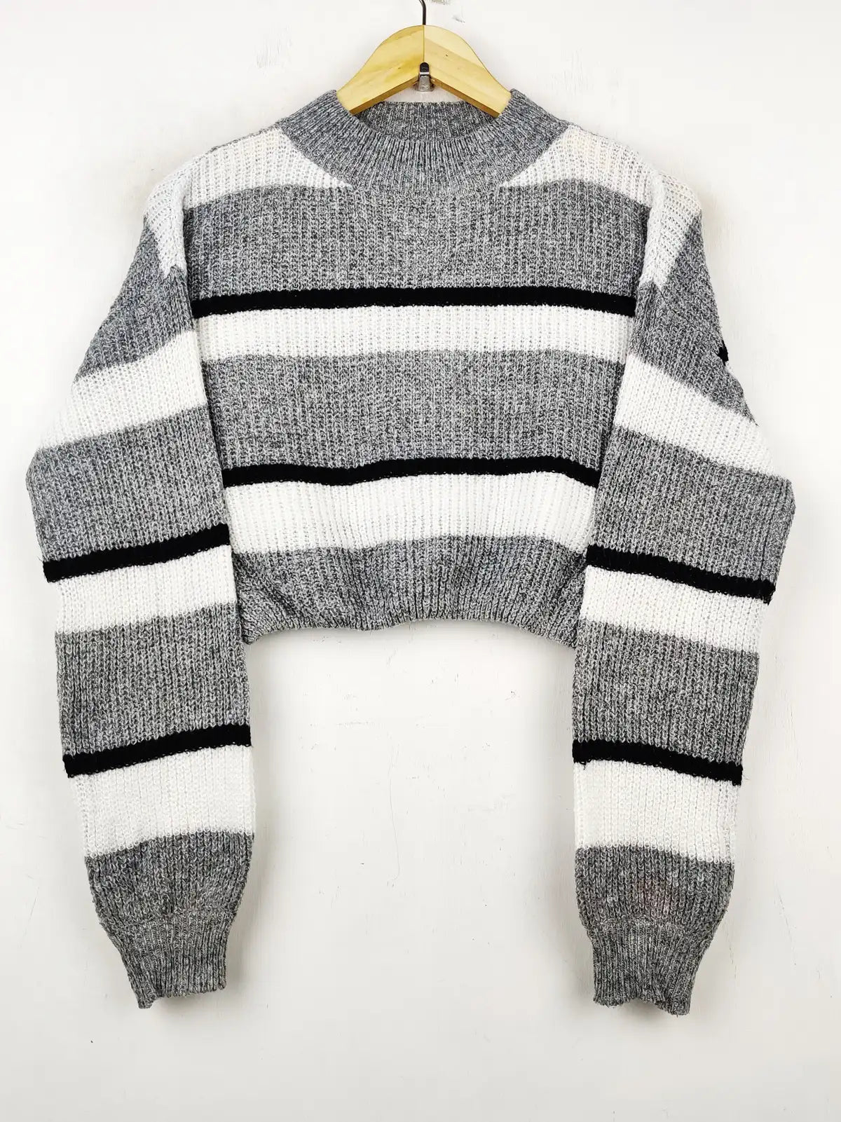 Buy online pre-used pre-loved 100% authentic & Original branded Shein (WCT-916) available in Pakistan. Top international brands avilable.