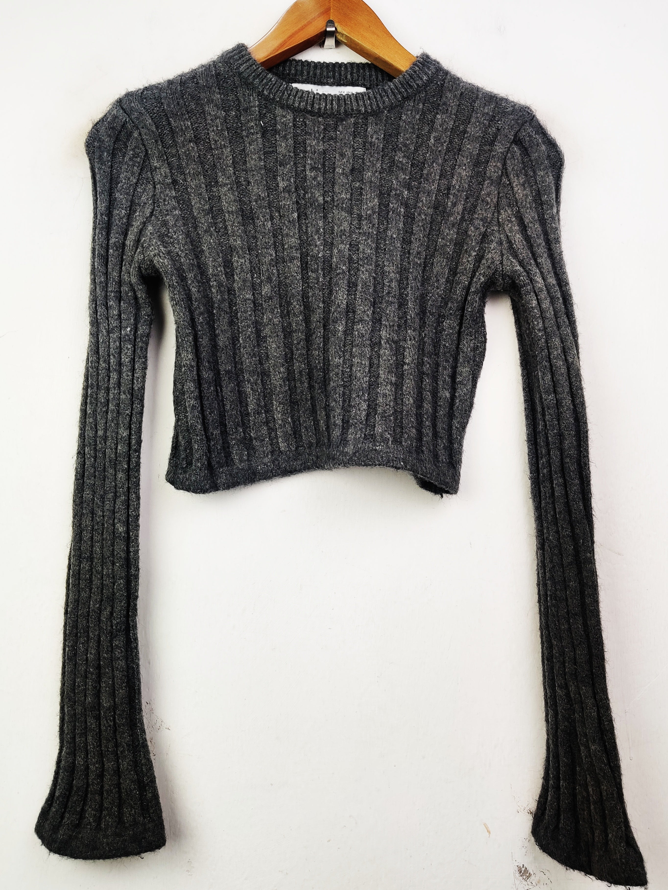 Buy online pre-used pre-loved 100% authentic & Original branded Bershka (WCT-93) available in Pakistan. Top international brands avilable.