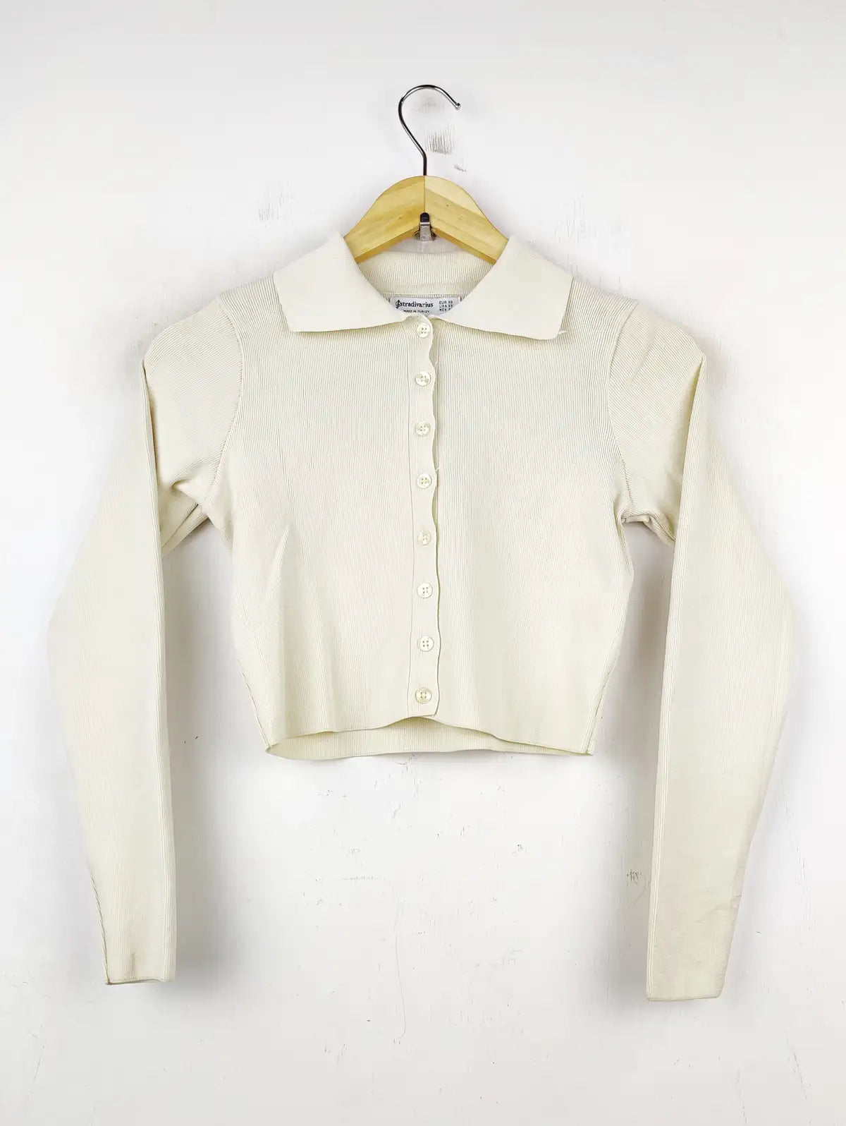 Buy online pre-used pre-loved 100% authentic & Original branded Stradivarius (WCT-958) available in Pakistan. Top international brands avilable.