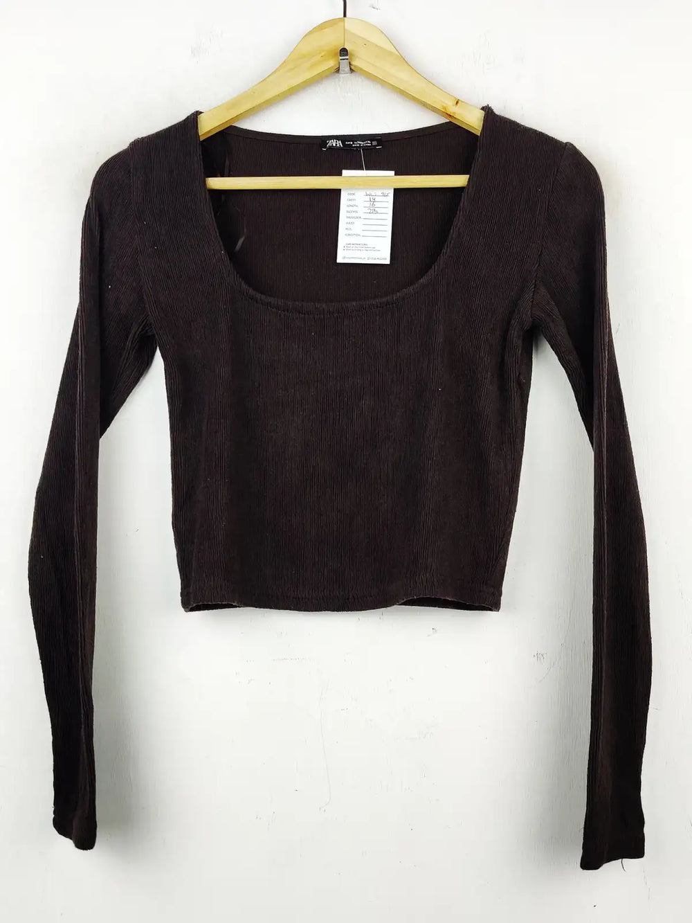 Buy online pre-used pre-loved 100% authentic & Original branded Zara (WCT-965) available in Pakistan. Top international brands avilable.