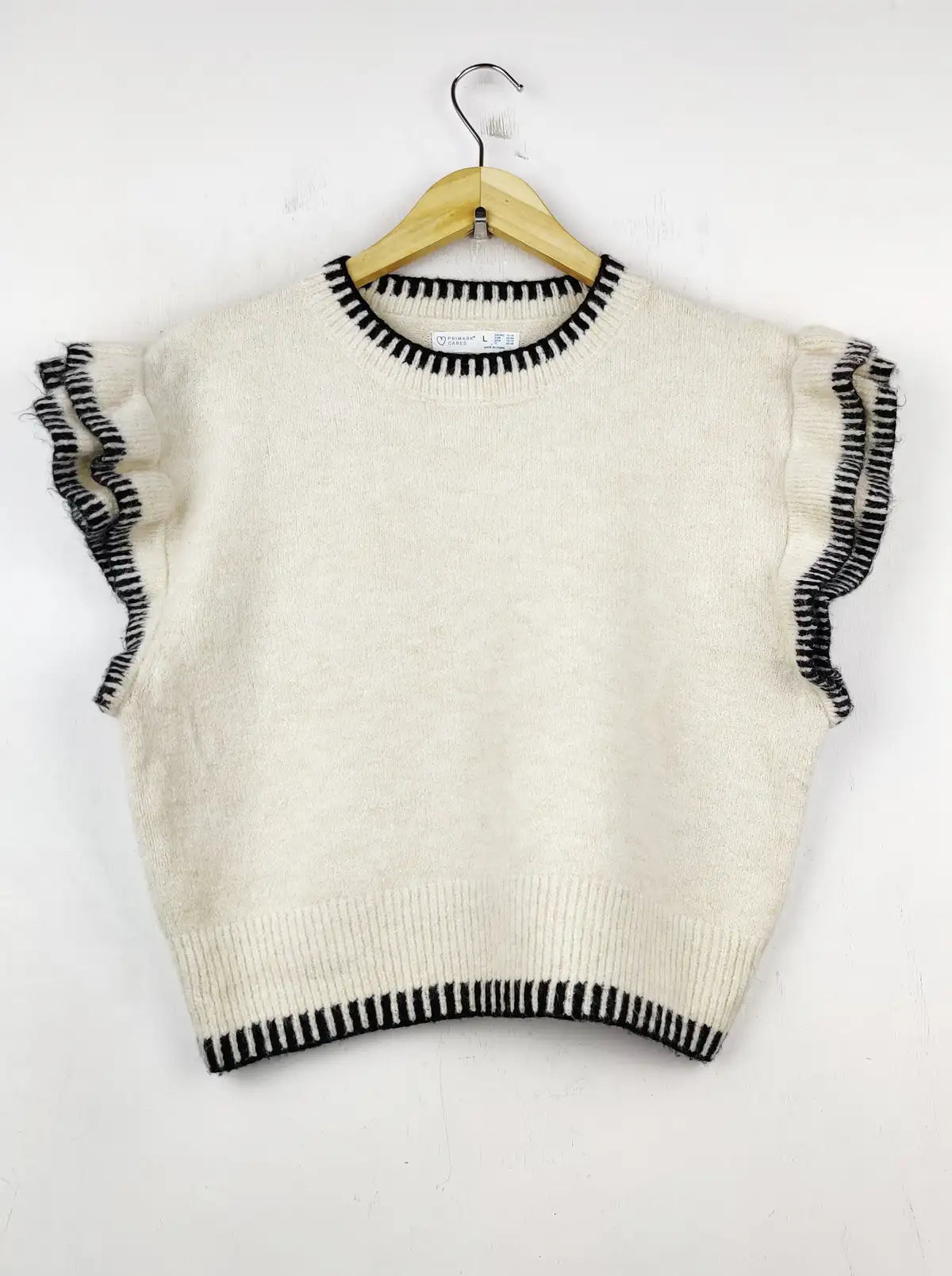 Buy online pre-used pre-loved 100% authentic & Original branded Primark (WCT-974) available in Pakistan. Top international brands avilable.