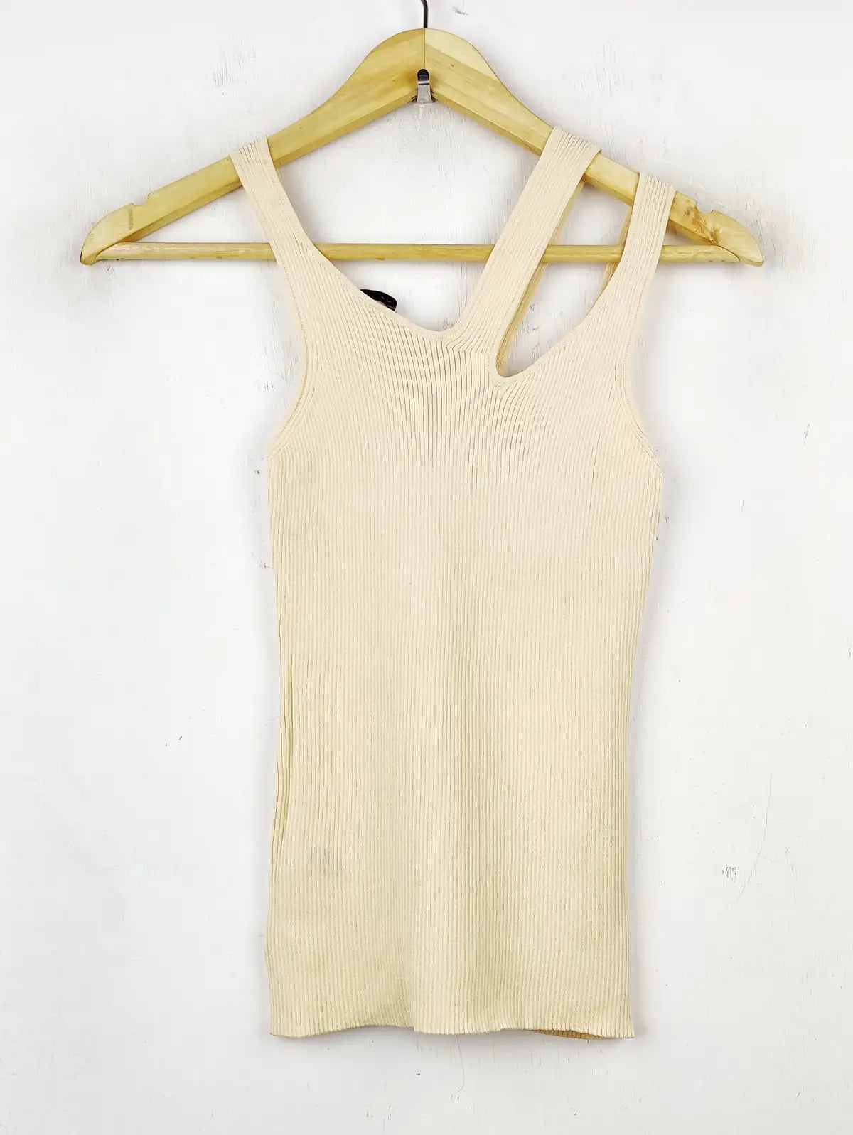 Buy online pre-used pre-loved 100% authentic & Original branded Zara (WCT-988) available in Pakistan. Top international brands avilable.