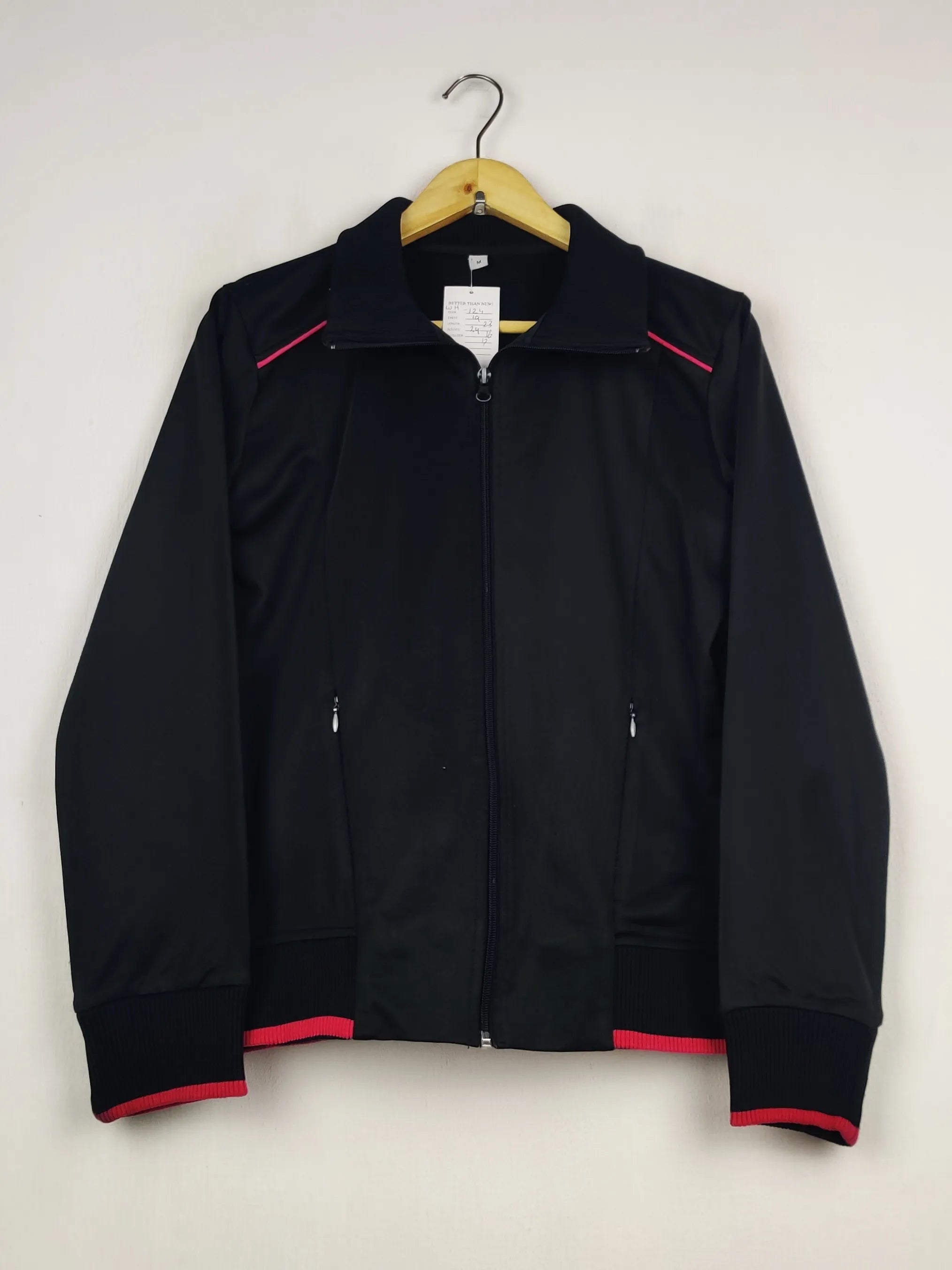 Buy online pre-used pre-loved 100% authentic & Original branded Unknown Brand (WH-124) available in Pakistan. Top international brands avilable.