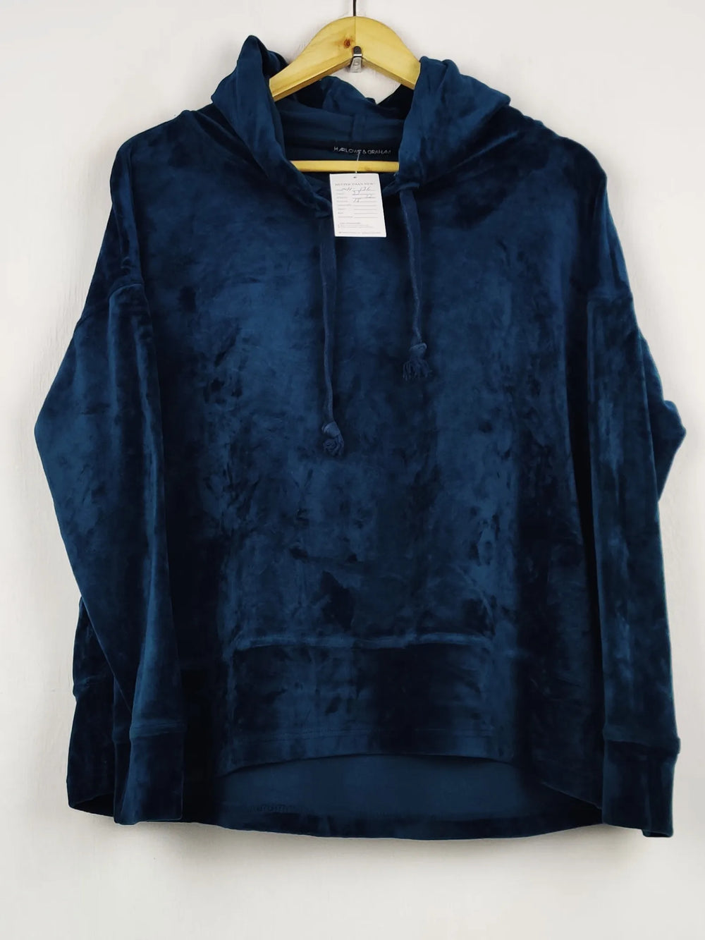 Buy online pre-used pre-loved 100% authentic & Original branded Harlowe & Graham (WH-136) available in Pakistan. Top international brands avilable.