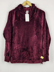 Buy online pre-used pre-loved 100% authentic & Original branded Hoodie (WH-177) available in Pakistan. Top international brands avilable.
