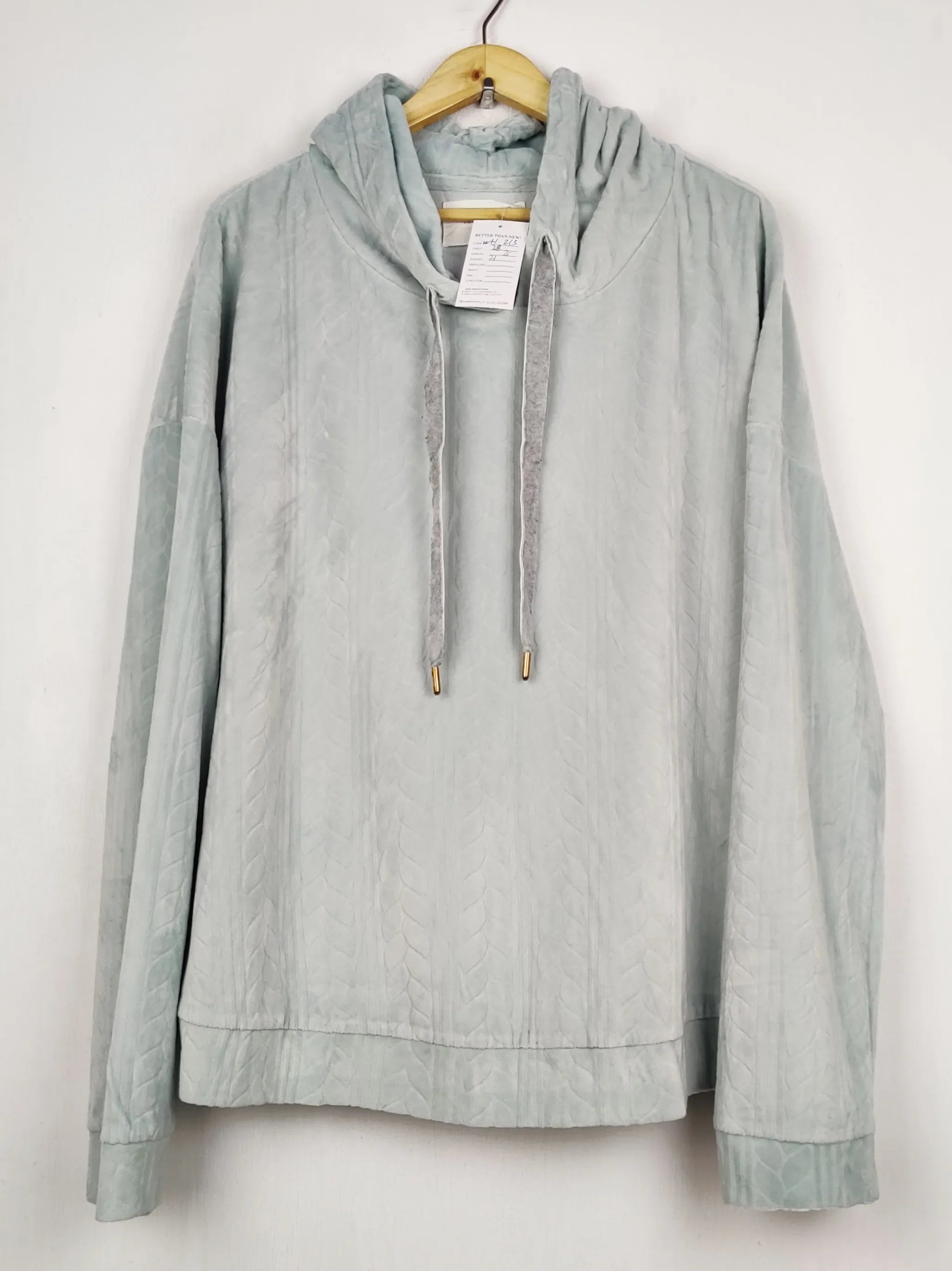 Buy online pre-used pre-loved 100% authentic & Original branded F&F (WH-213) available in Pakistan. Top international brands avilable.