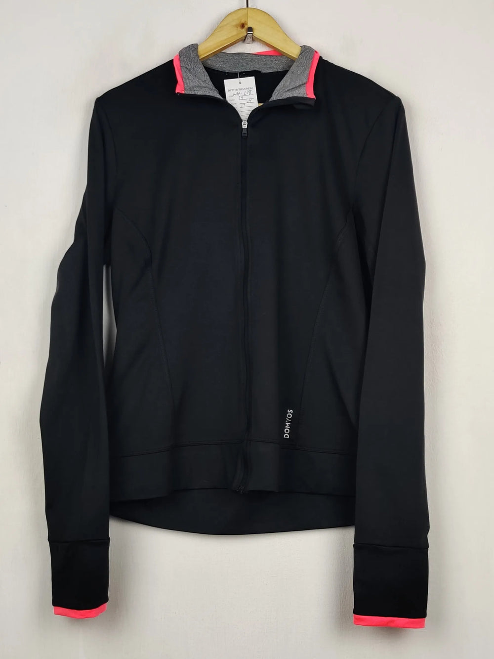 Buy online pre-used pre-loved 100% authentic & Original branded Unknown Brand (WH-238) available in Pakistan. Top international brands avilable.
