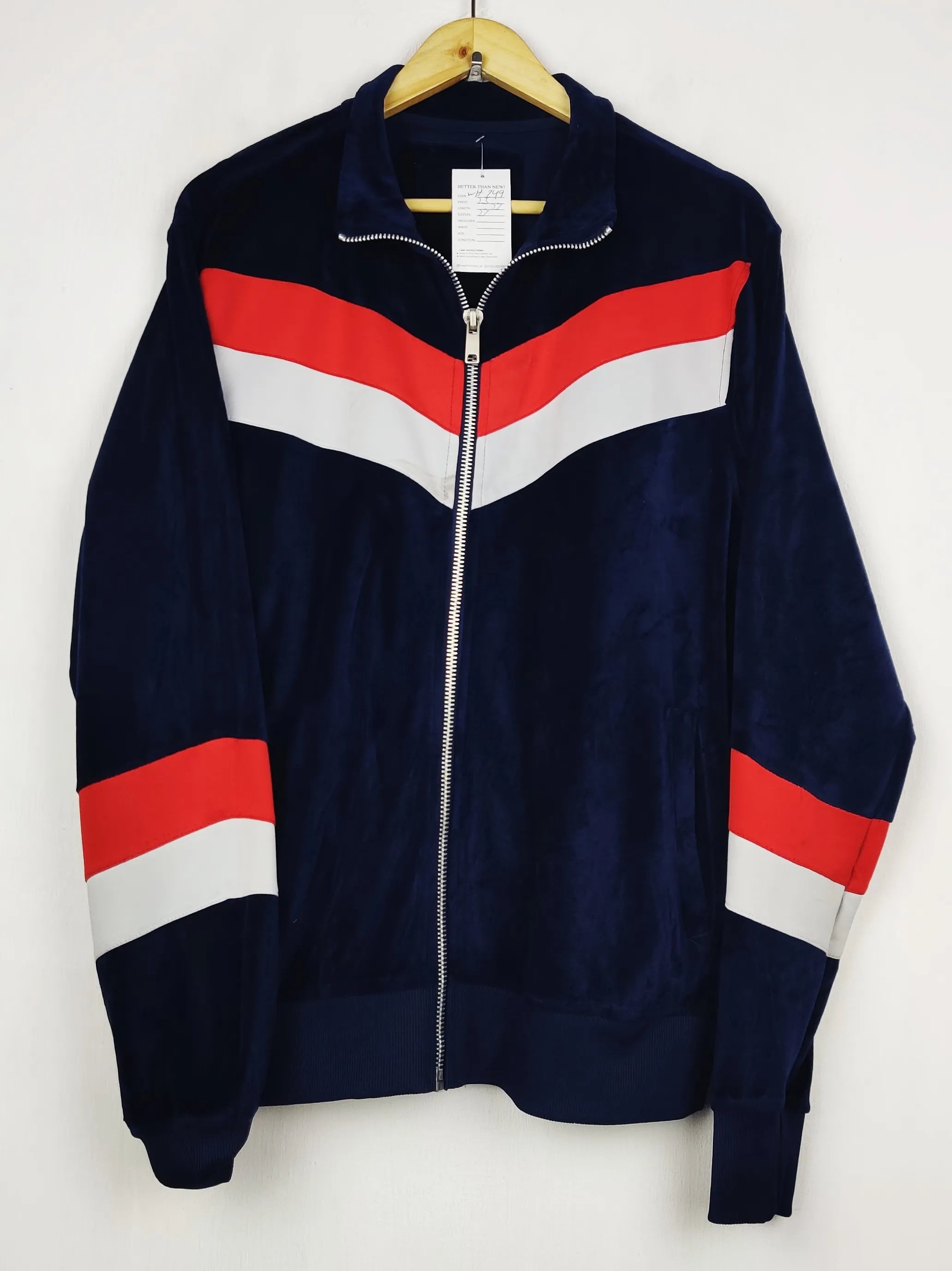 Buy online pre-used pre-loved 100% authentic & Original branded Unknown Brand (WH-249) available in Pakistan. Top international brands avilable.