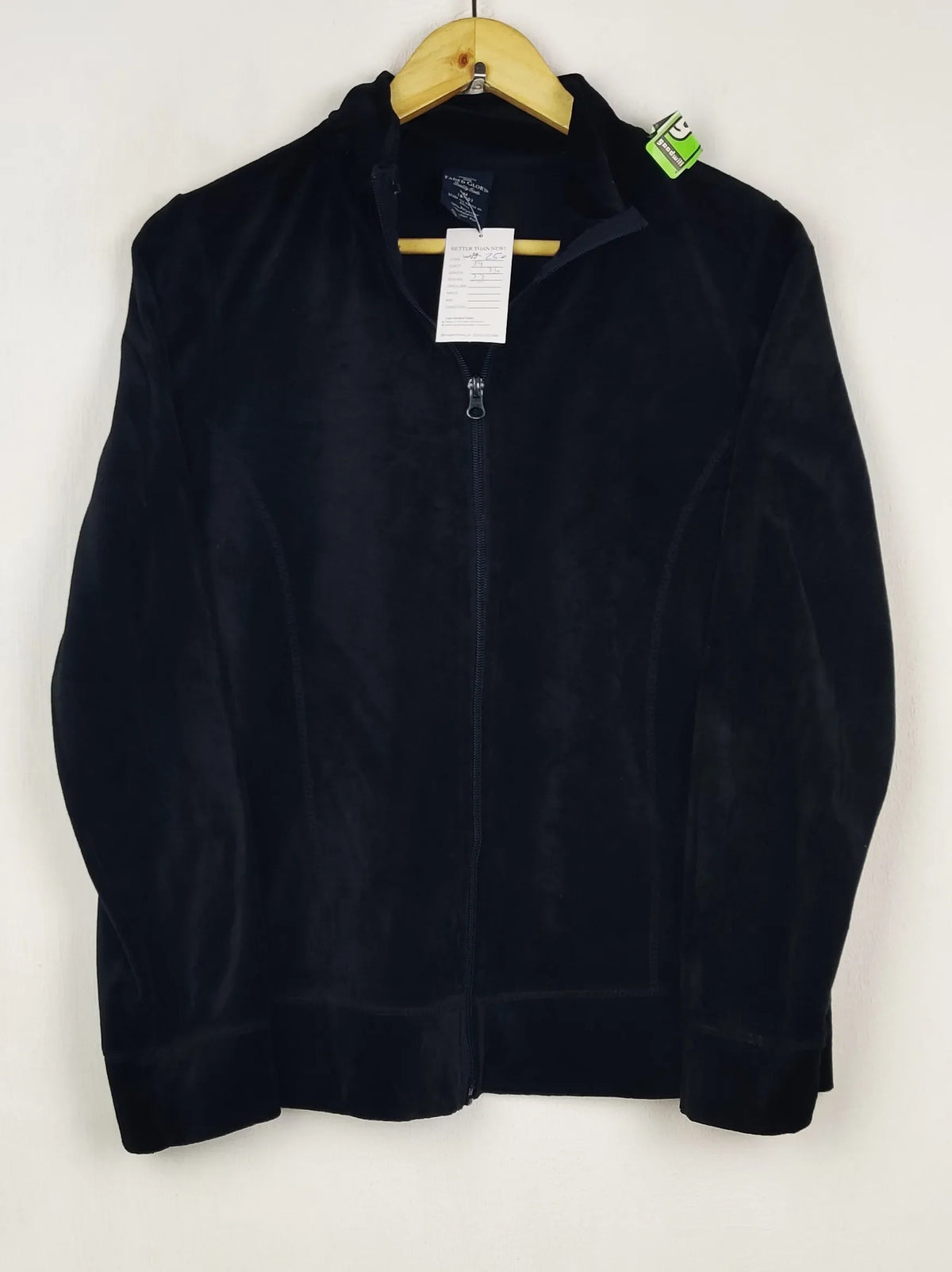 Buy online pre-used pre-loved 100% authentic & Original branded Faded Glory (WH-250) available in Pakistan. Top international brands avilable.