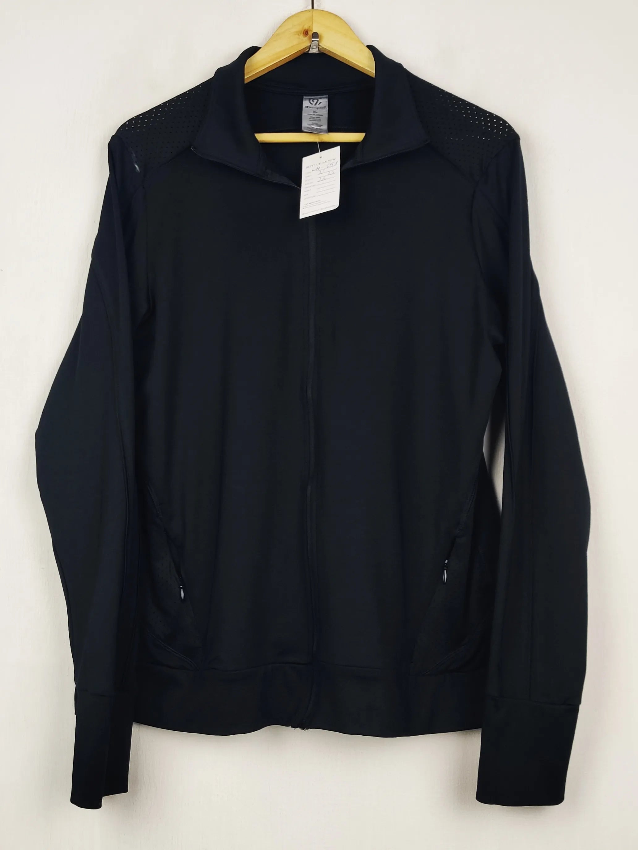 Buy online pre-used pre-loved 100% authentic & Original branded C.H.A.M.P.I.O.N (WH-253) available in Pakistan. Top international brands avilable.