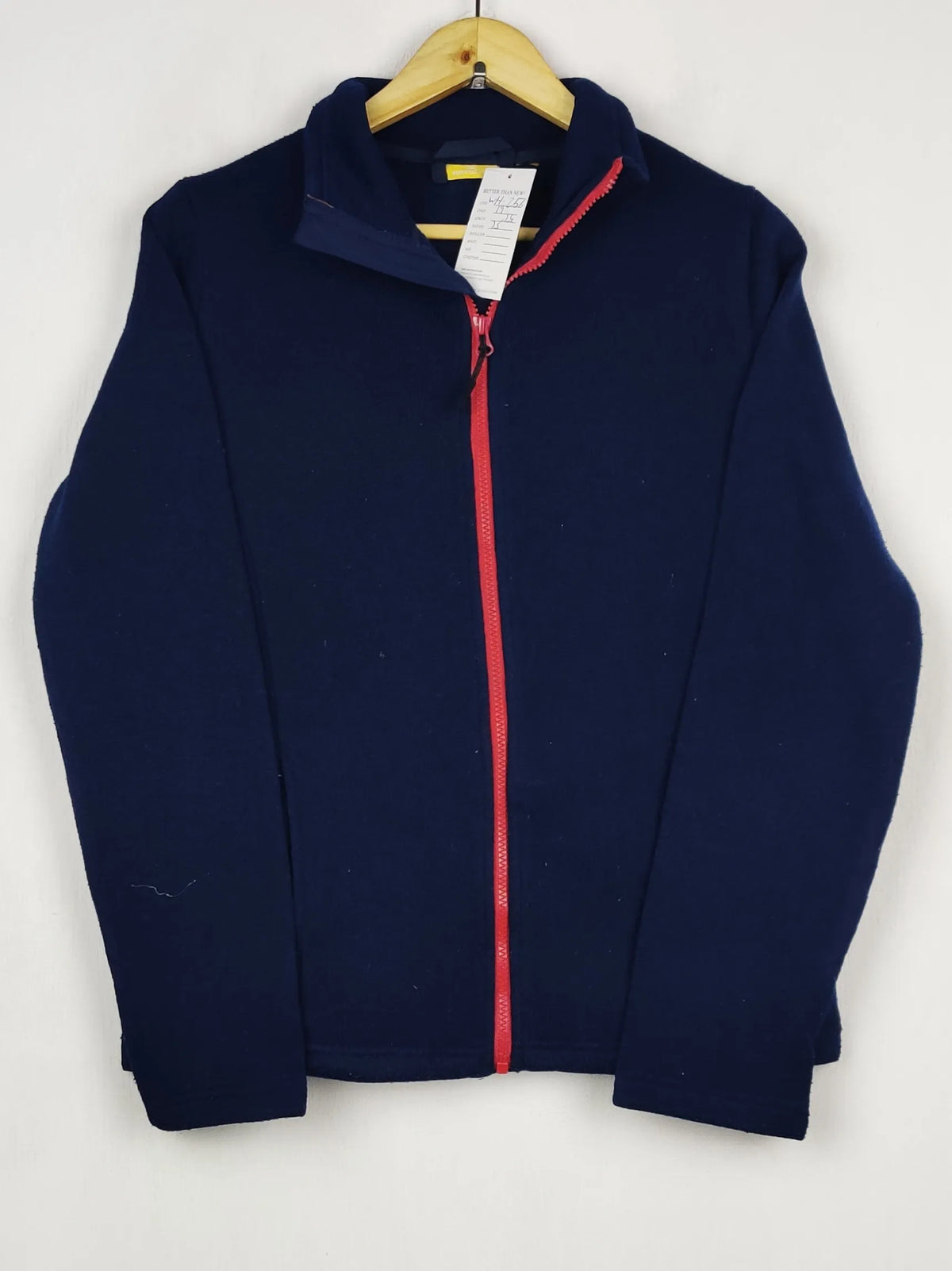 Buy online pre-used pre-loved 100% authentic & Original branded Rocktrail (WH-255) available in Pakistan. Top international brands avilable.