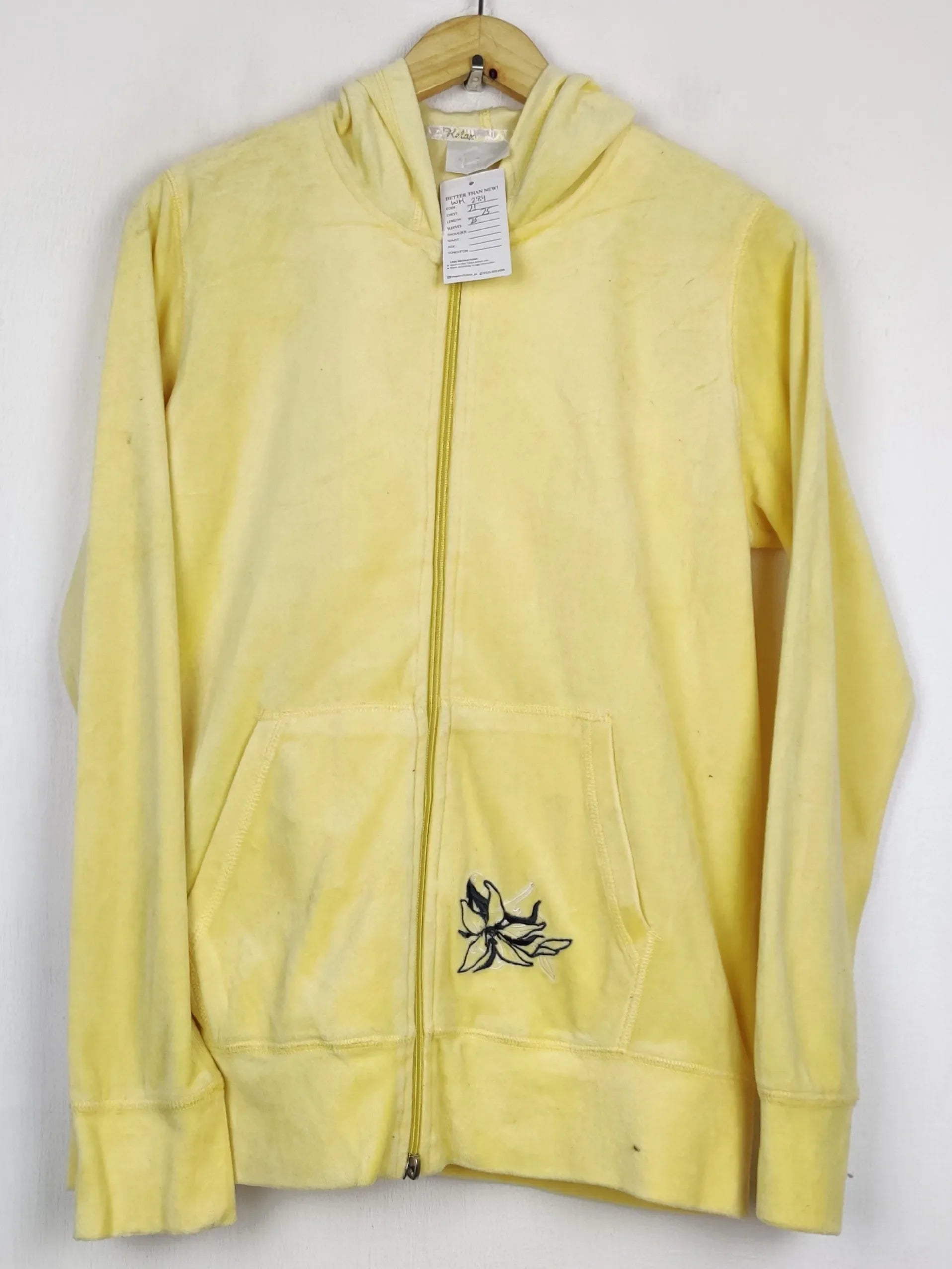 Buy online pre-used pre-loved 100% authentic & Original branded Unknown Brand (WH-284) available in Pakistan. Top international brands avilable.