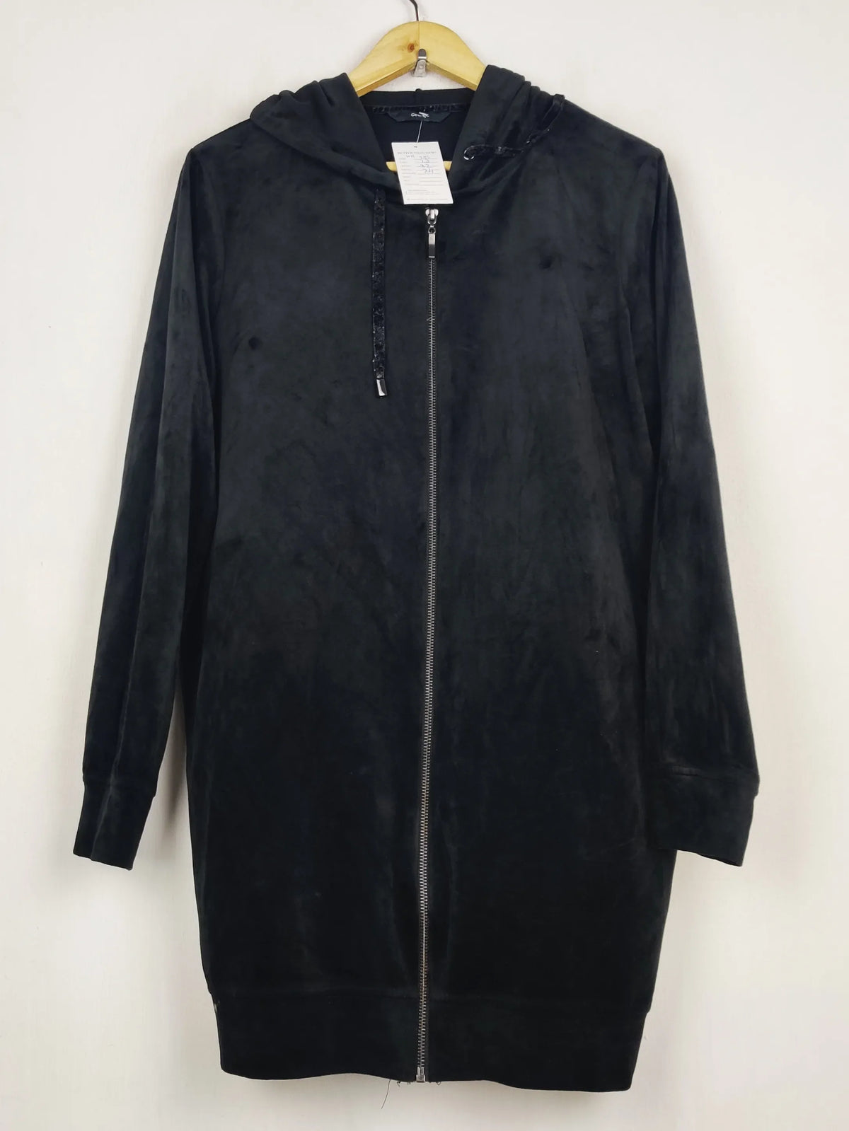 Buy online pre-used pre-loved 100% authentic & Original branded George (WH-285) available in Pakistan. Top international brands avilable.