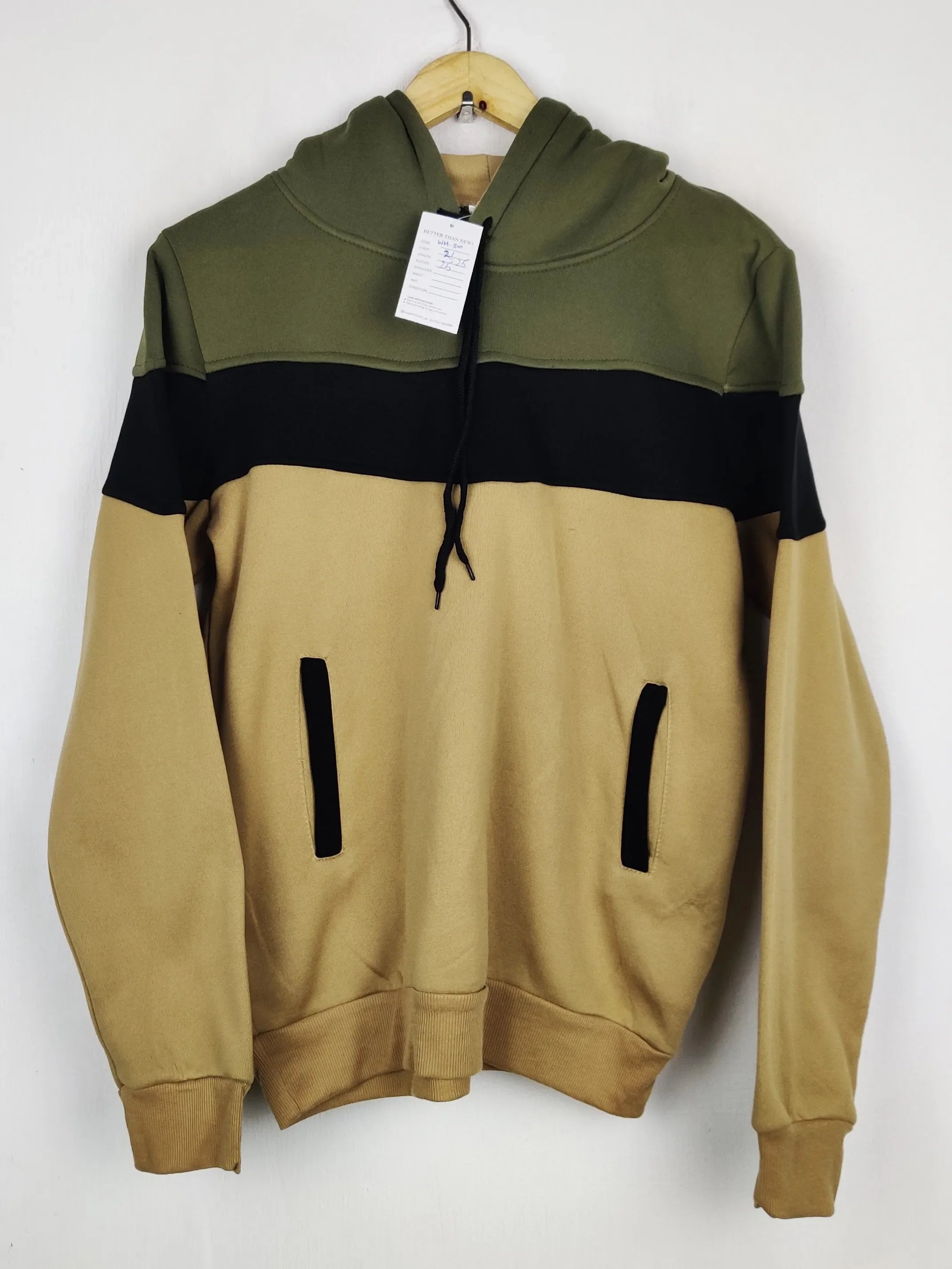 Buy online pre-used pre-loved 100% authentic & Original branded Unknown Brand (WH-300) available in Pakistan. Top international brands avilable.
