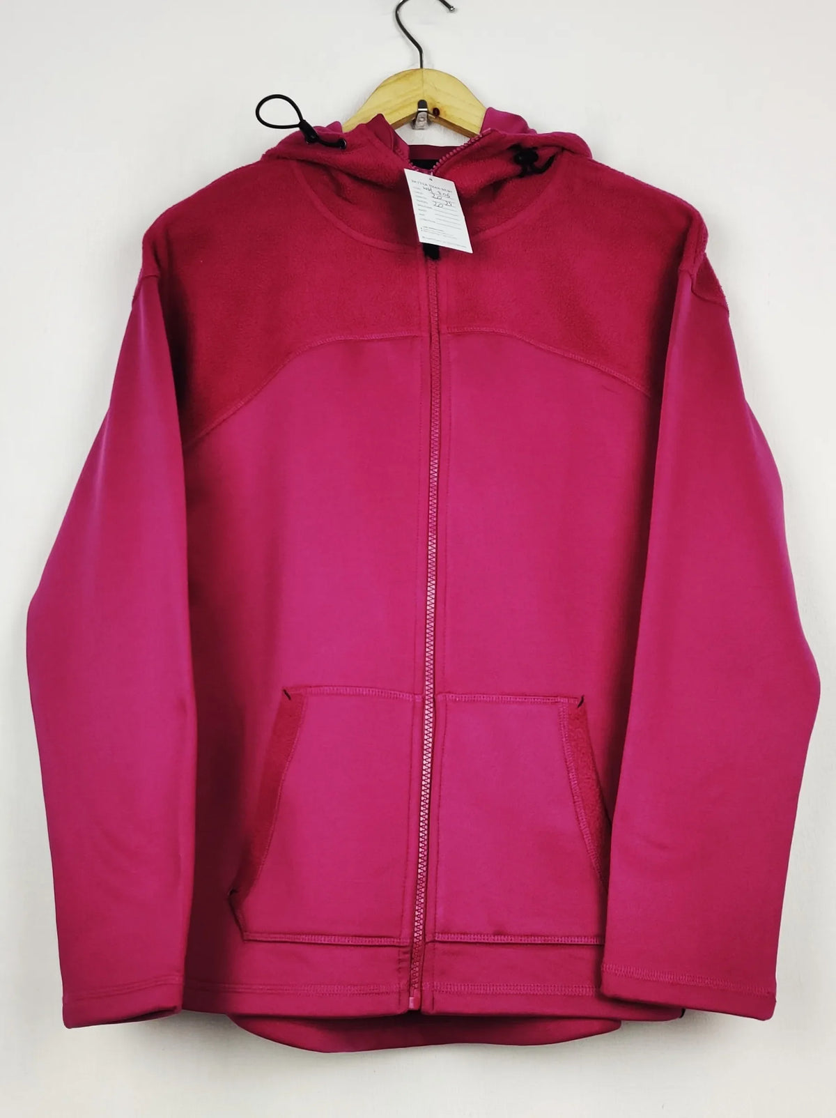 Buy online pre-used pre-loved 100% authentic & Original branded Ozark Trail (WH-306) available in Pakistan. Top international brands avilable.