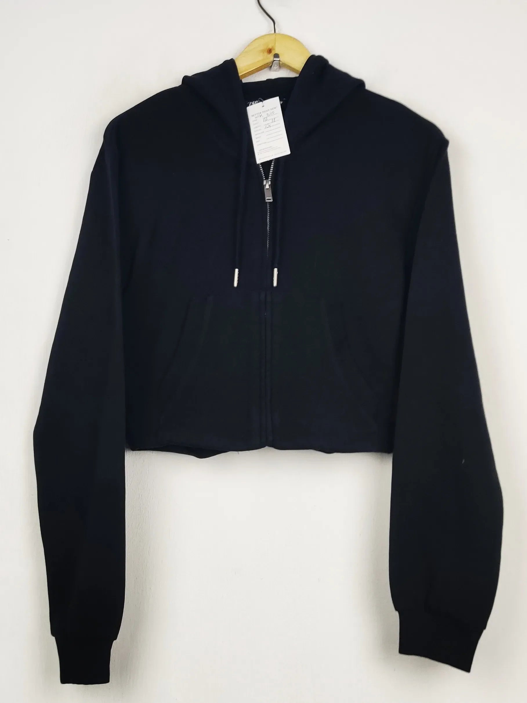 Buy online pre-used pre-loved 100% authentic & Original branded Zara (WH-310) available in Pakistan. Top international brands avilable.