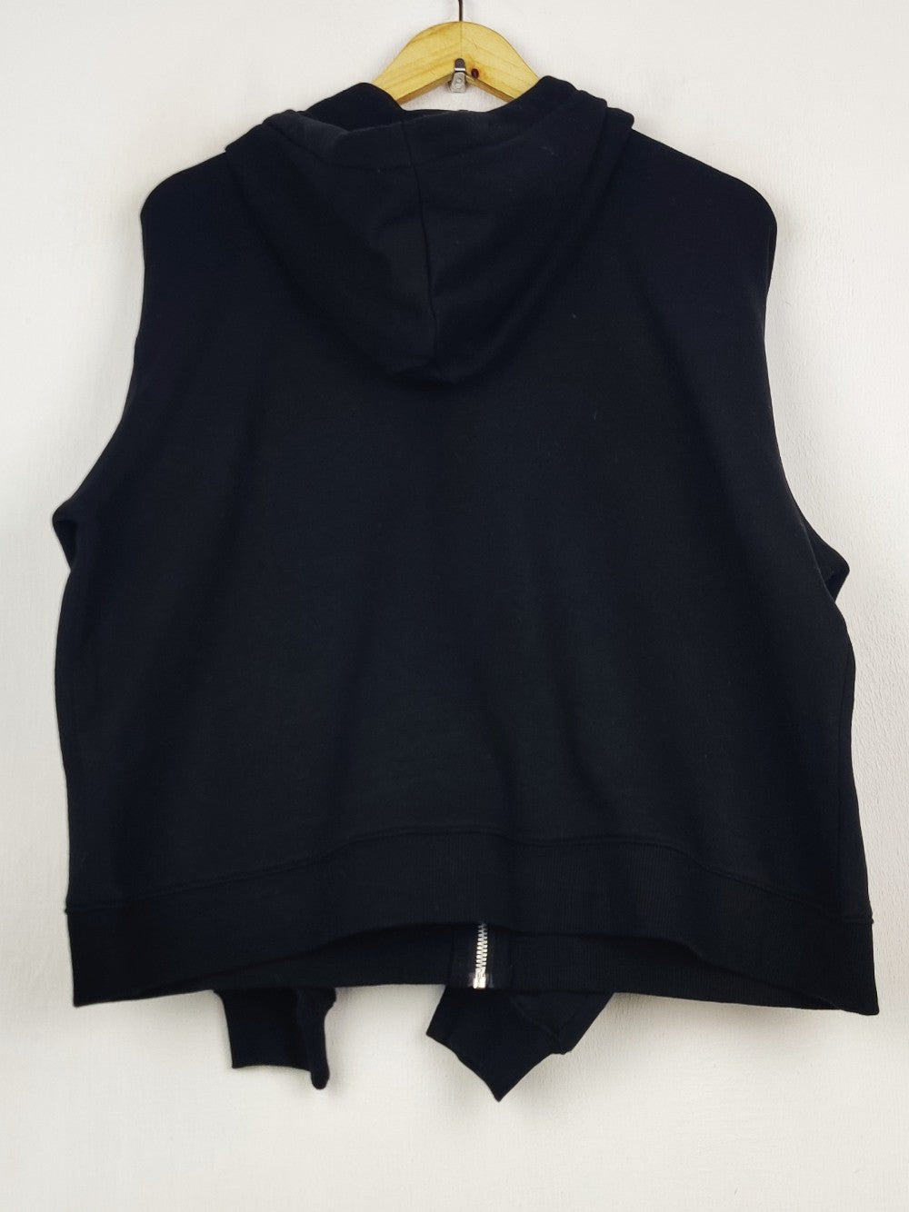 H&M (WH-362)