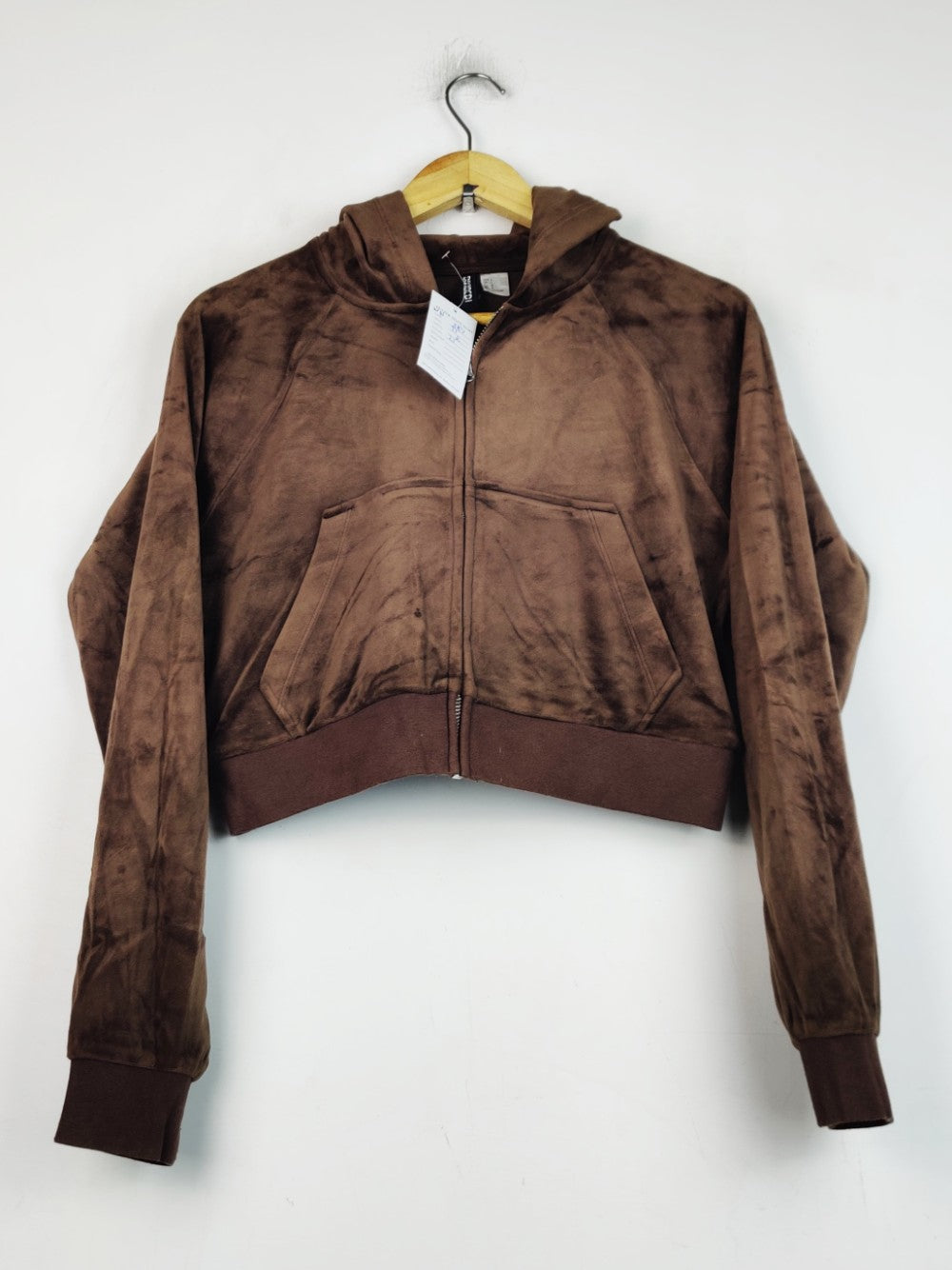 H&M (WH-384)